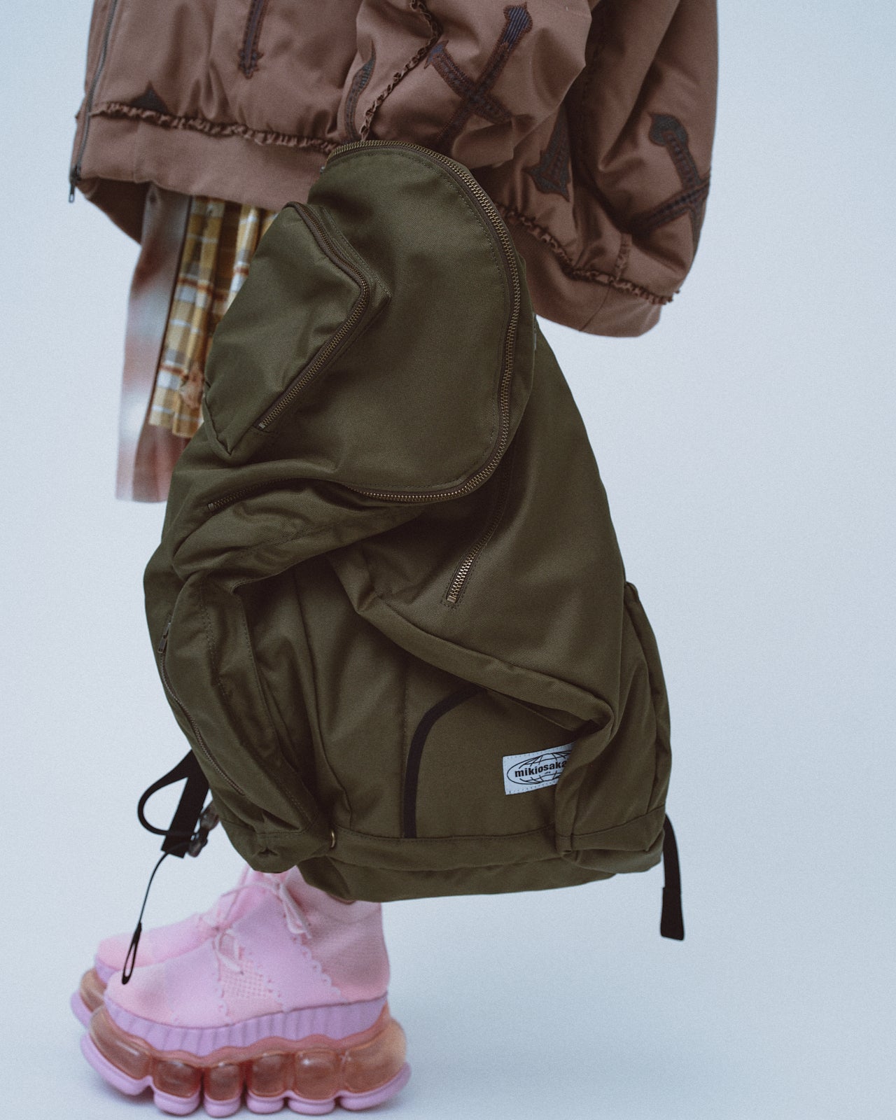 Twisted Back Pack / Matt Black｜MIKIOSAKABE&JennyFax公式ストア