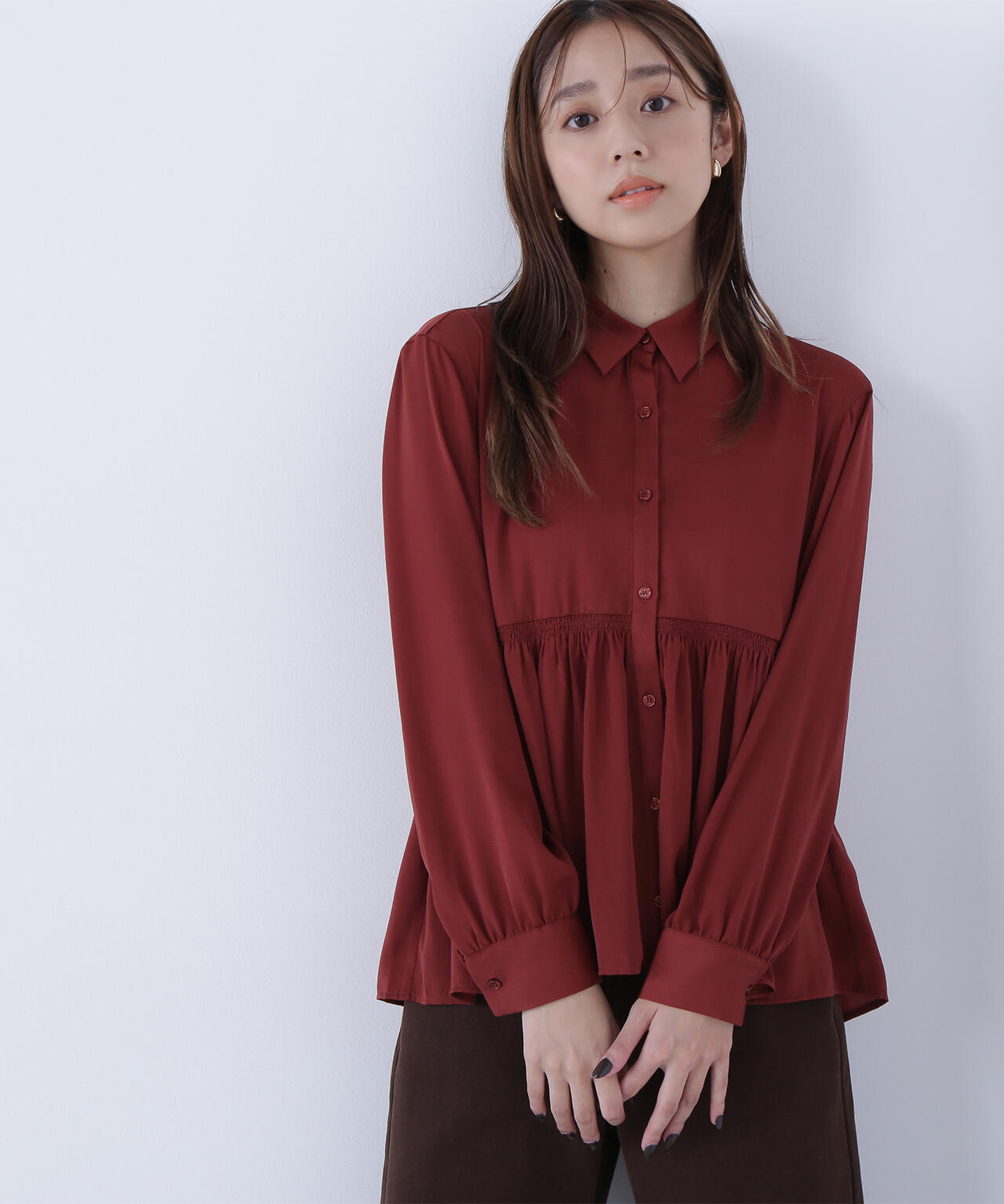 サテンペプラムブラウス | NATURAL BEAUTY BASIC（ナチュラル