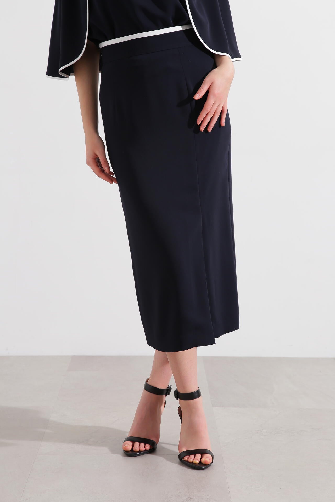 バイカラータイトスカート | PINKY&DIANNE（ピンキー&ダイアン