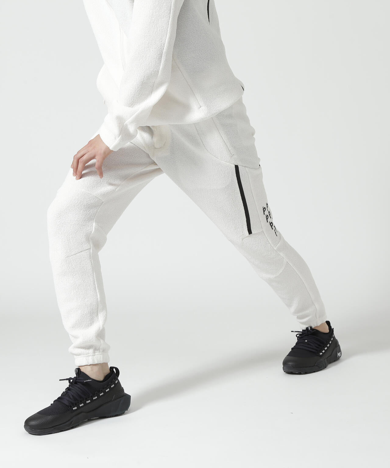 PG】【直営店舗&公式オンライン限定】ストレッチデニットジョガー