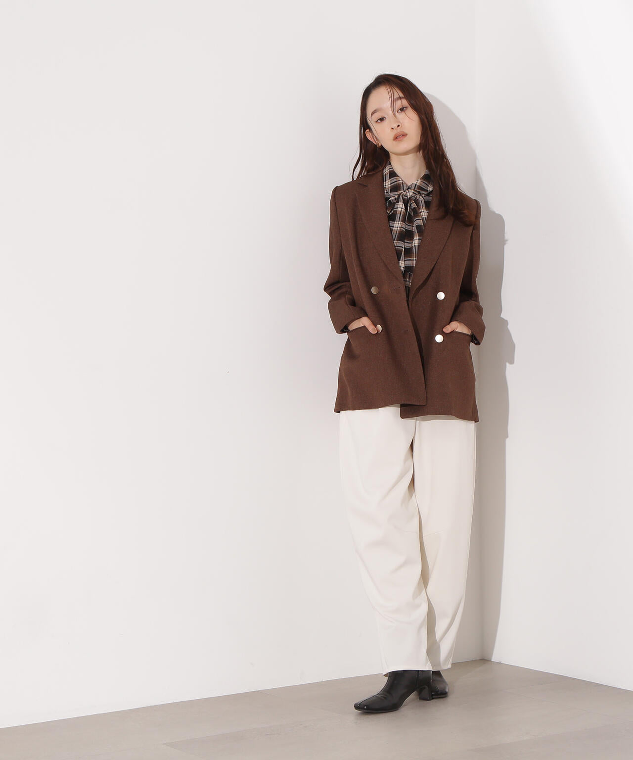 岸本セシルさん着用】ダブルブレストテーラードジャケット | N