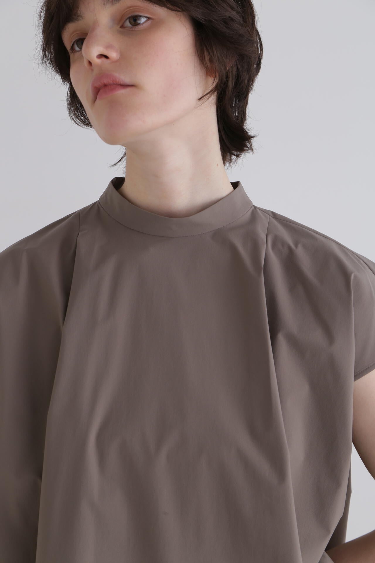 SOLOTEXノースリーブブラウス | LE PHIL（ル フィル） ｜【公式】通販