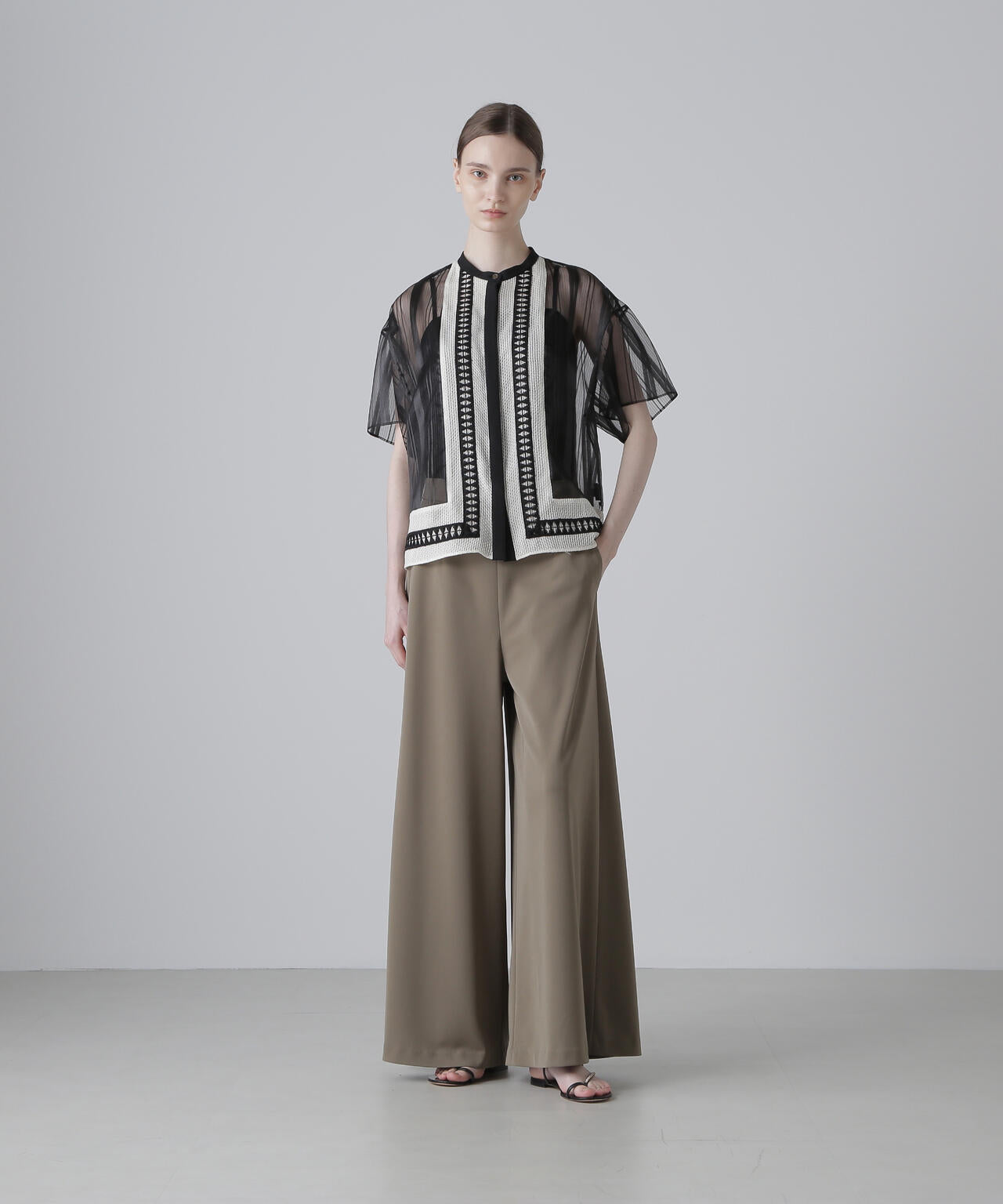 シアーストライプブラウス | ADORE（アドーア） ｜【公式】通販mix