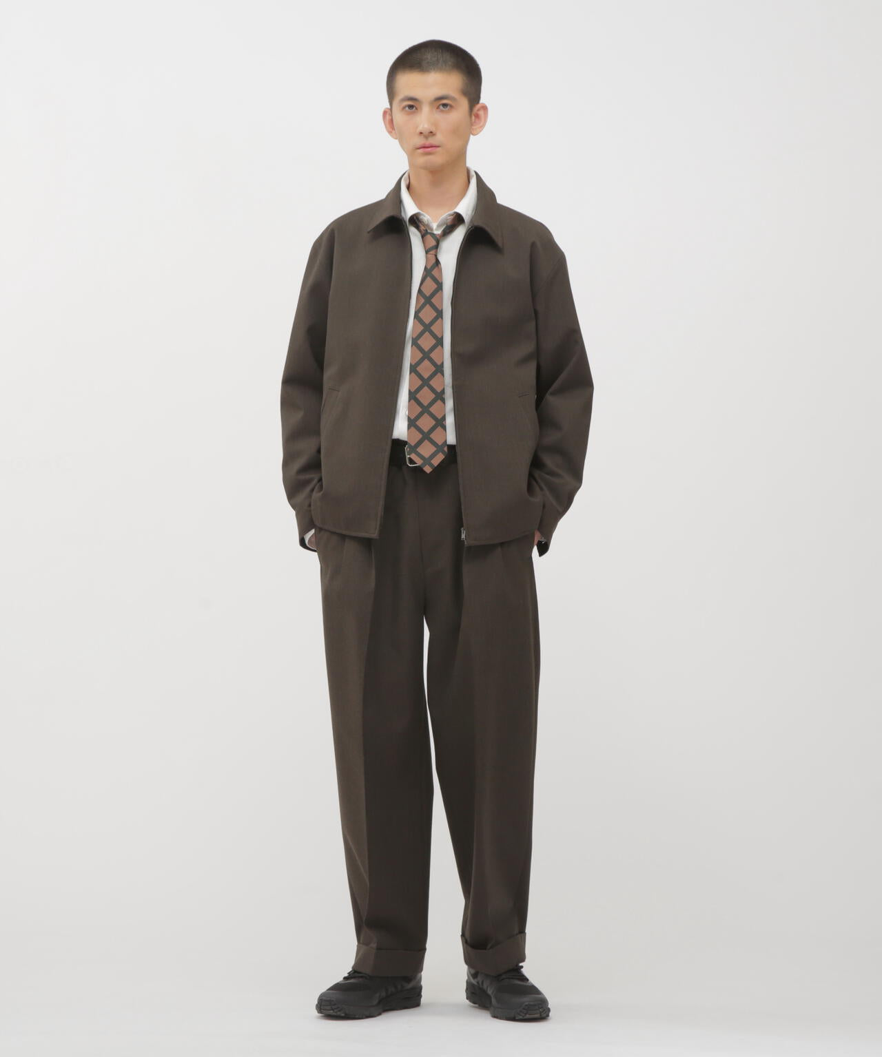 COMPACT WOOL SERGE TROUSERS | MARGARET HOWELL（マーガレット