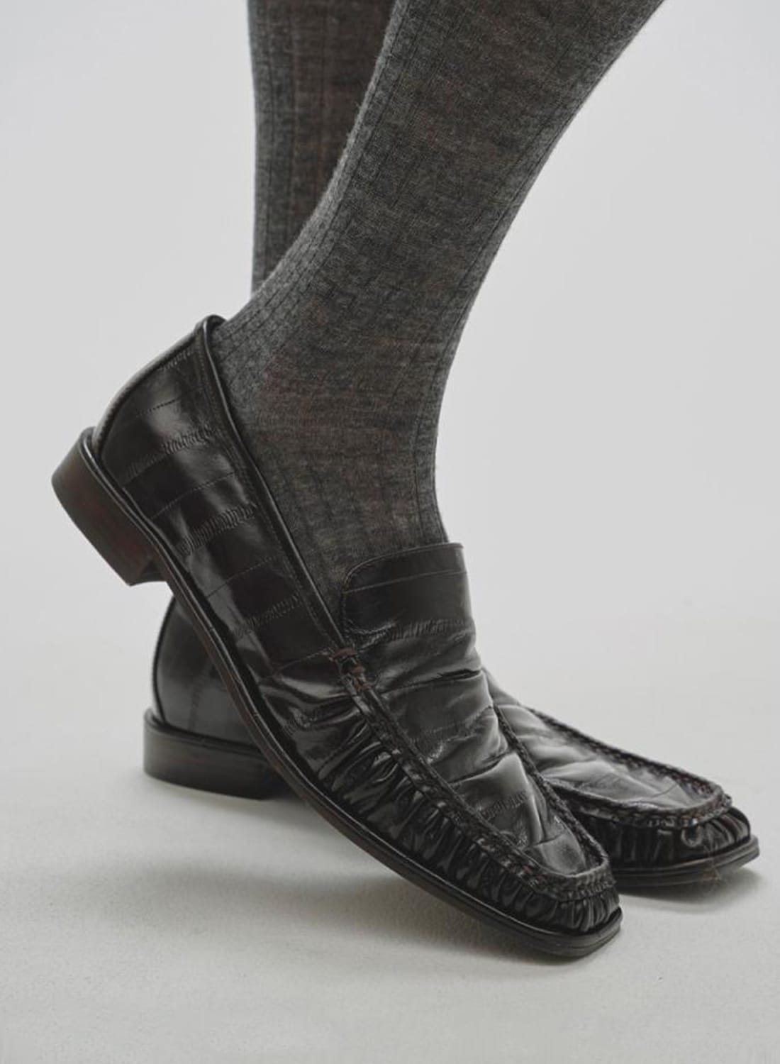 SQUARETOE GATHER LOAFERS|スクエアトゥギャザー ローファースクエア