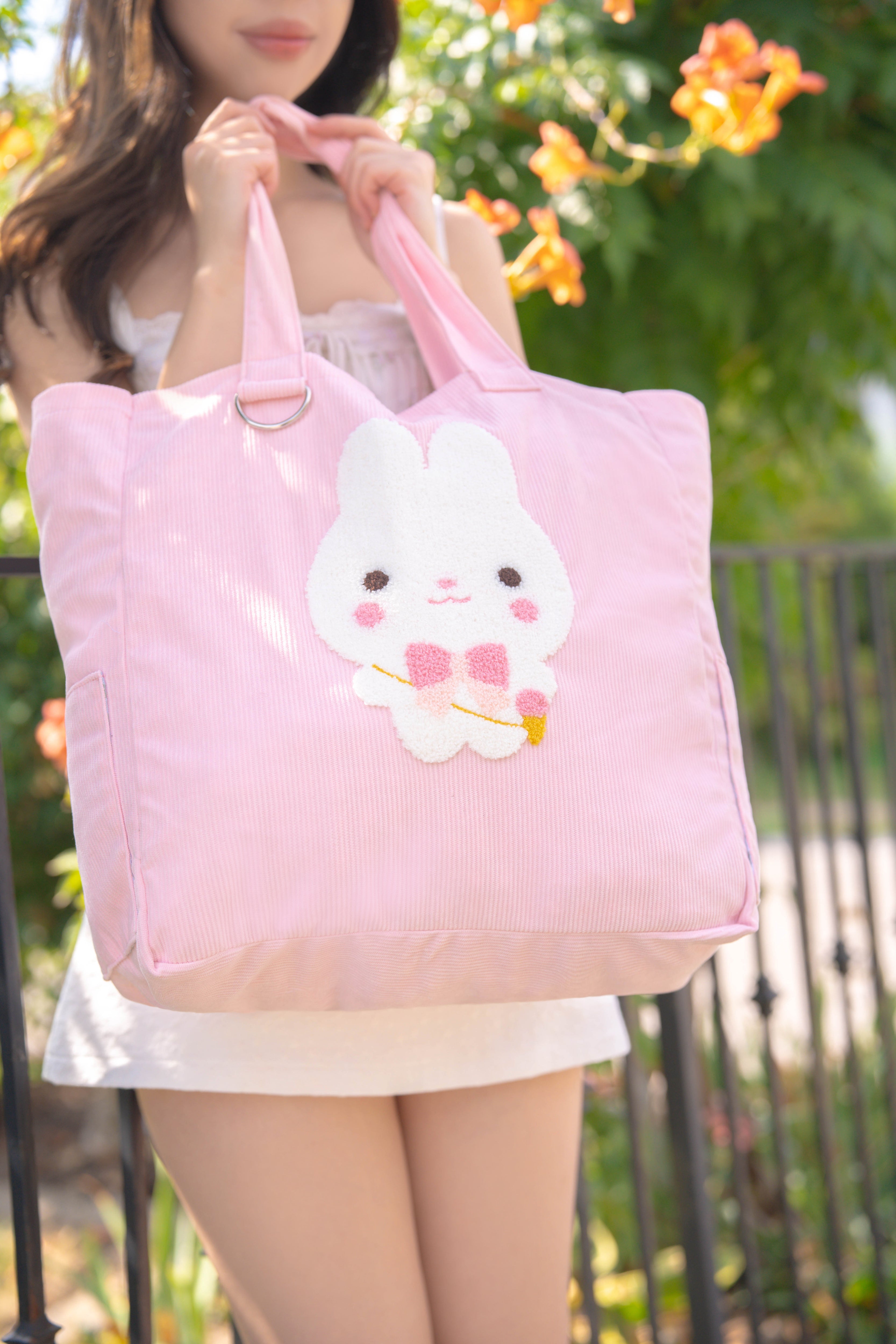 Neapolitan Bun XL Tote Bag ♡ Pink | BUY 1 GET 1 50% OFF! – mokapuff
