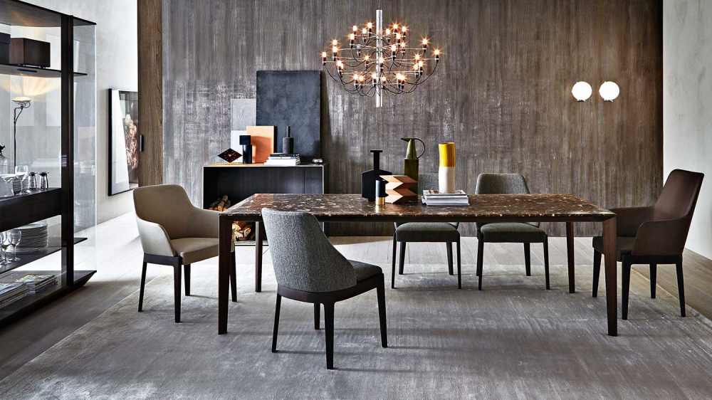Chelsea Chair by Molteni: Elegance for Dining and Living Rooms