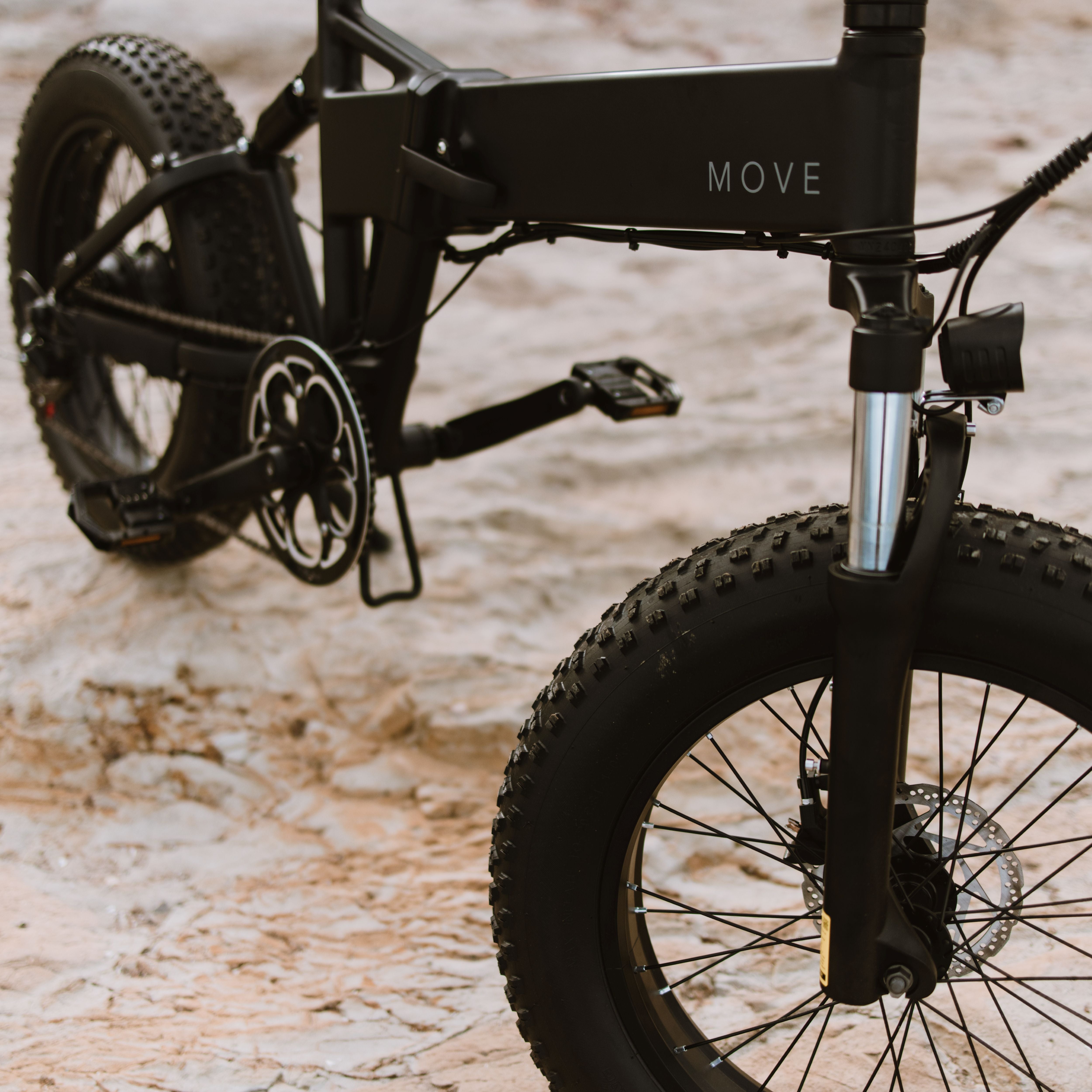 MOVE XS｜次世代ファットタイヤ型E-bike｜折りたたみ電動アシスト