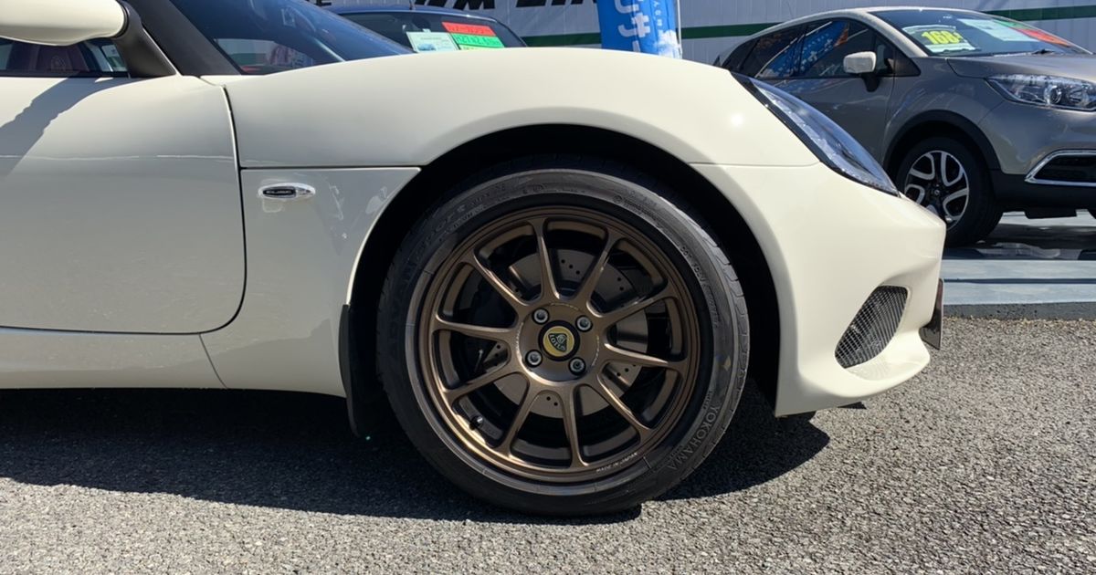 ロータスエリーゼへ鍛造ホイール RAYS ZE40 LOTUS 山梨