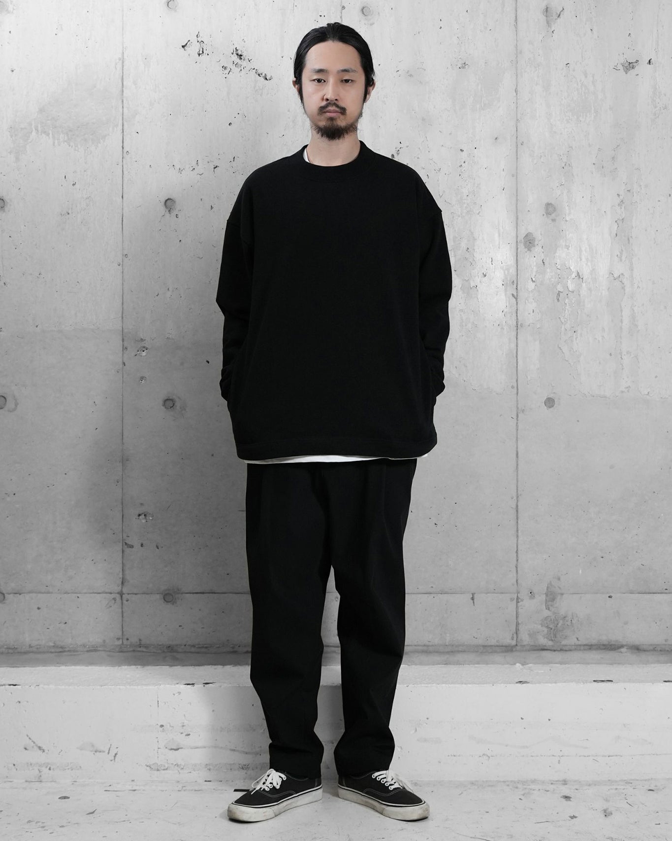 EASY TROUSERS | 大人が着られる上品なオーバーサイズ | mù_