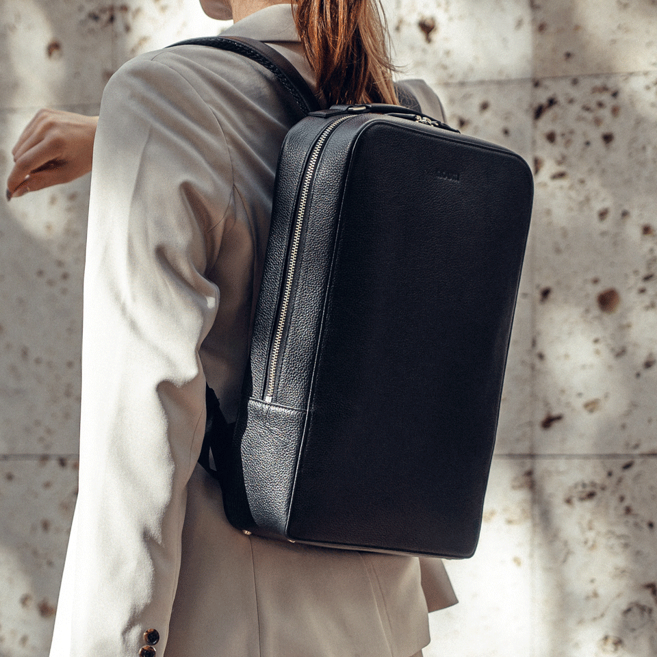 THE Backpack - Black | muon公式オンラインストア