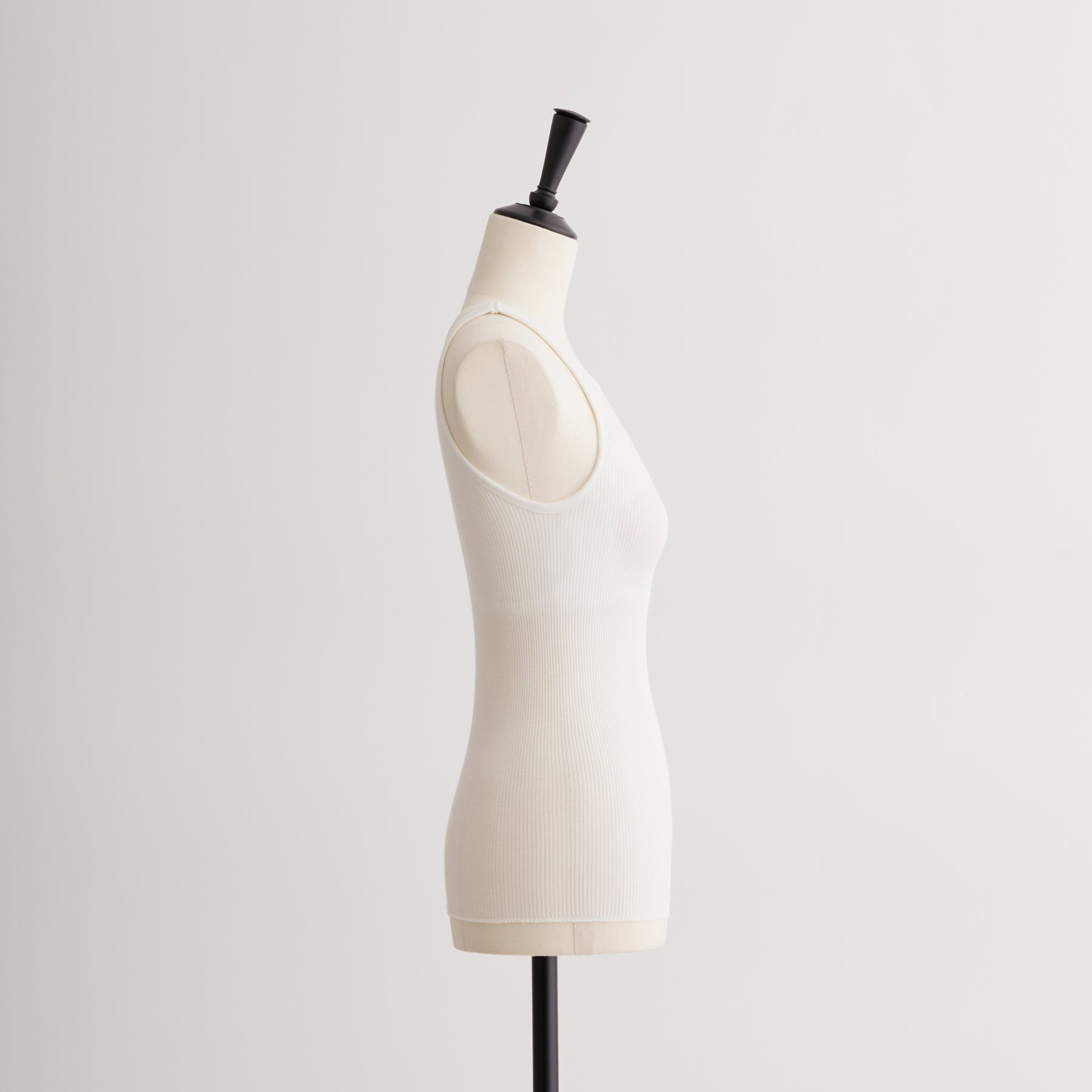 コットンシルクリブ タンクトップ（アメリカンスリーブ）, カップ付き