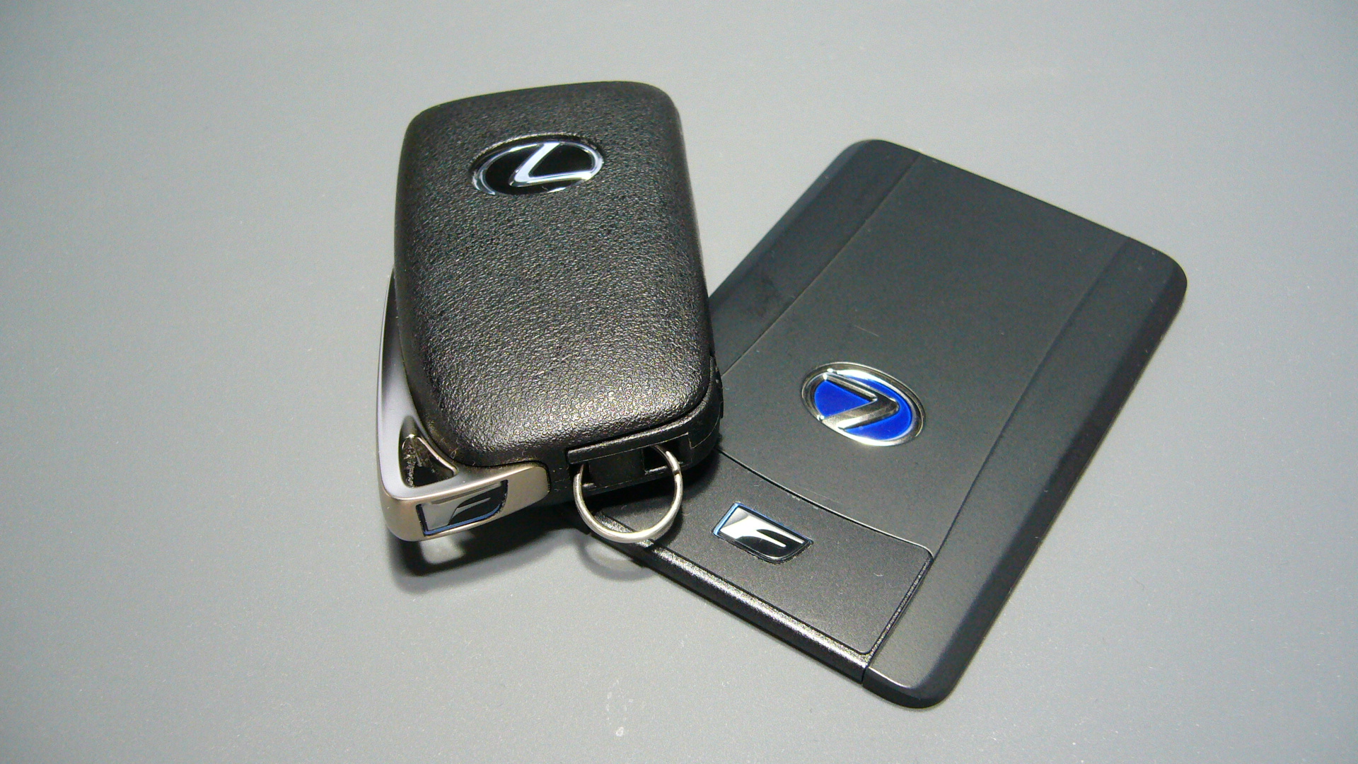 レクサスRXのスマートキー、カードキーをRC F用に交換 | Lexus RX500h