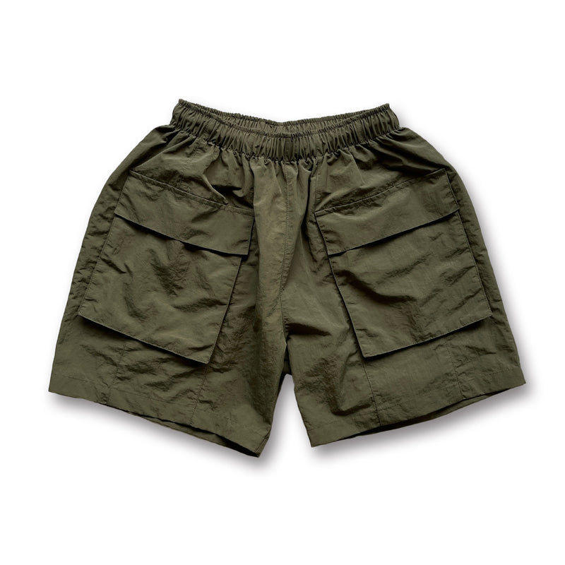 loose silhouette nylon cargo shorts / olive（ルーズシルエット