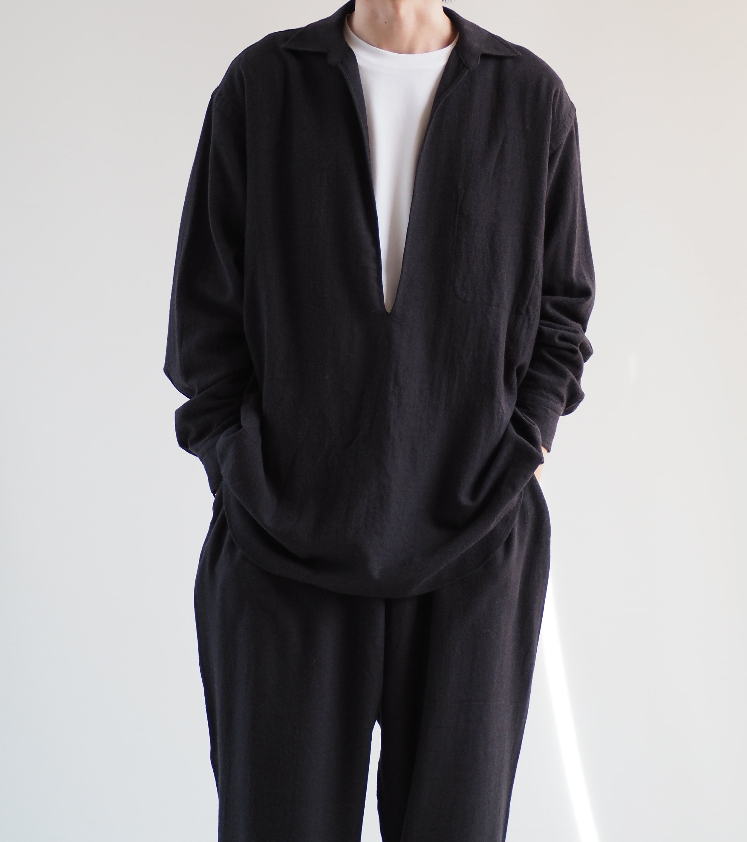 COMOLI ウール ビエラ スキッパーシャツ,Charcoal – Navyblue