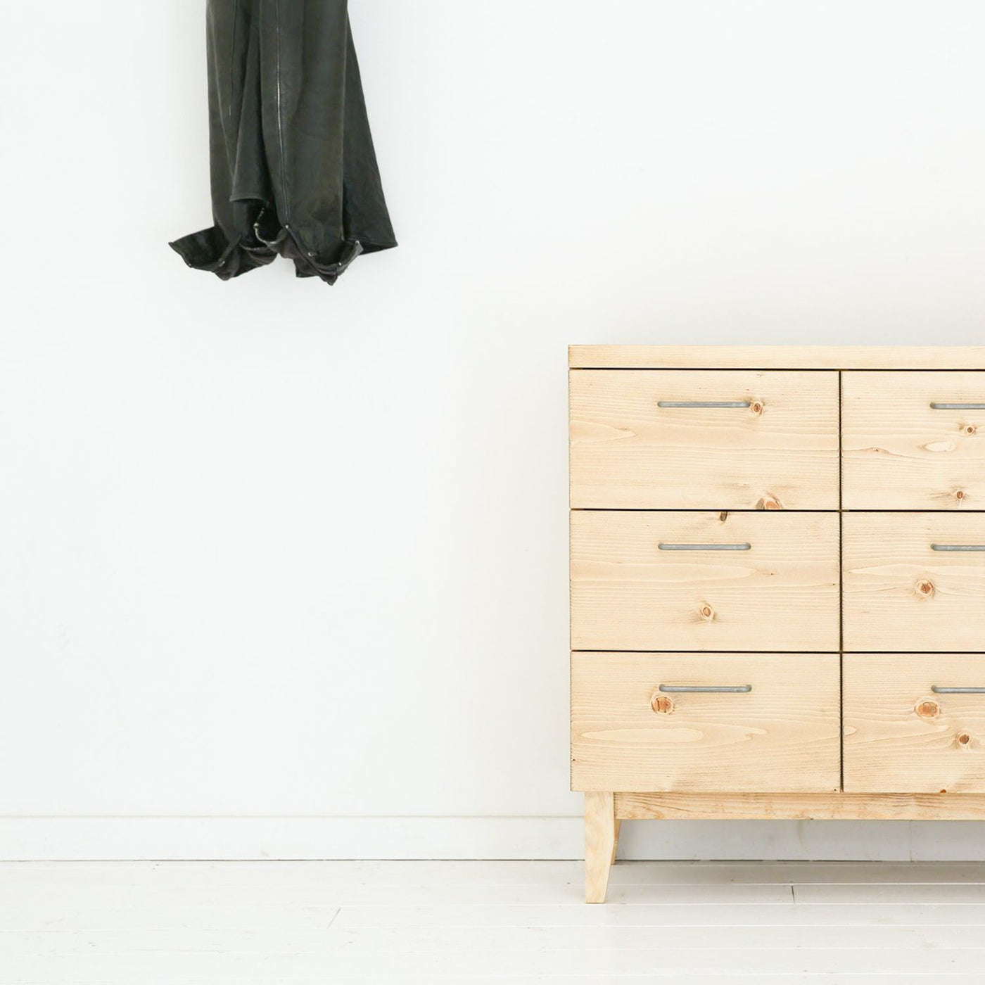 展示品□無垢オーダーNEALD□ワイドチェスト□パイン材□34.1万□12杯□