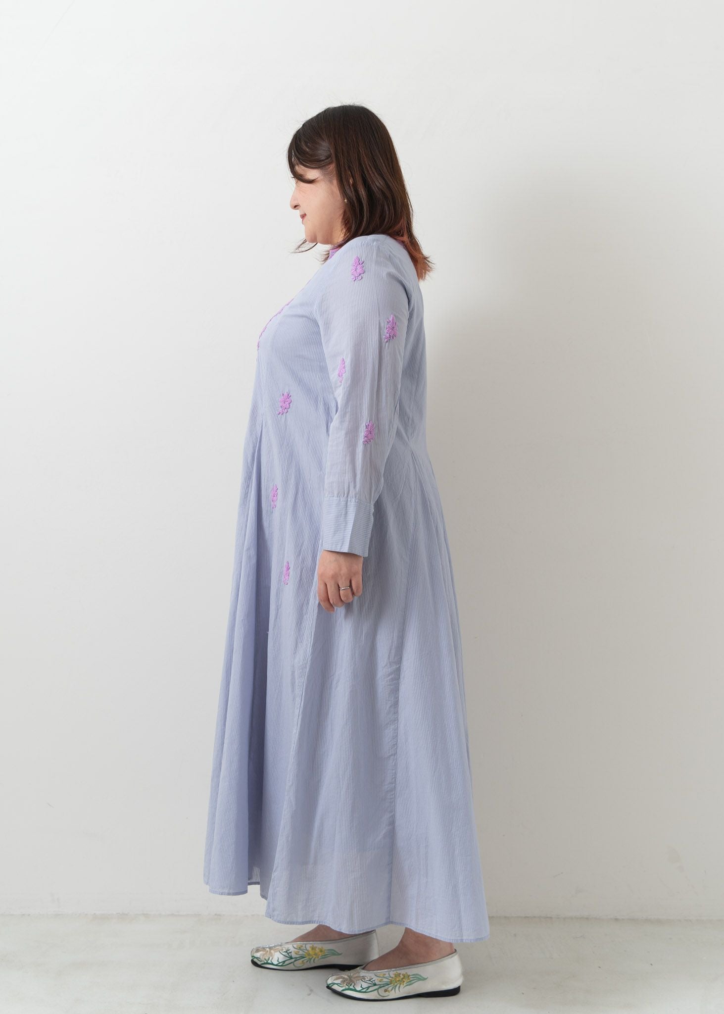 Chikan Embroidery Panel Dress | Pasand by ne Quittez pas | パサン