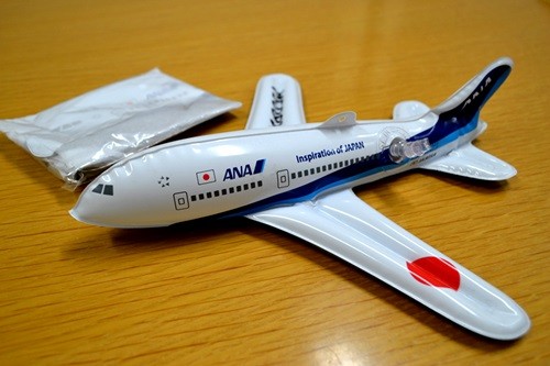 ANA子連れ飛行機旅がもっと楽しくなる! 無料サービスからおもちゃ開発