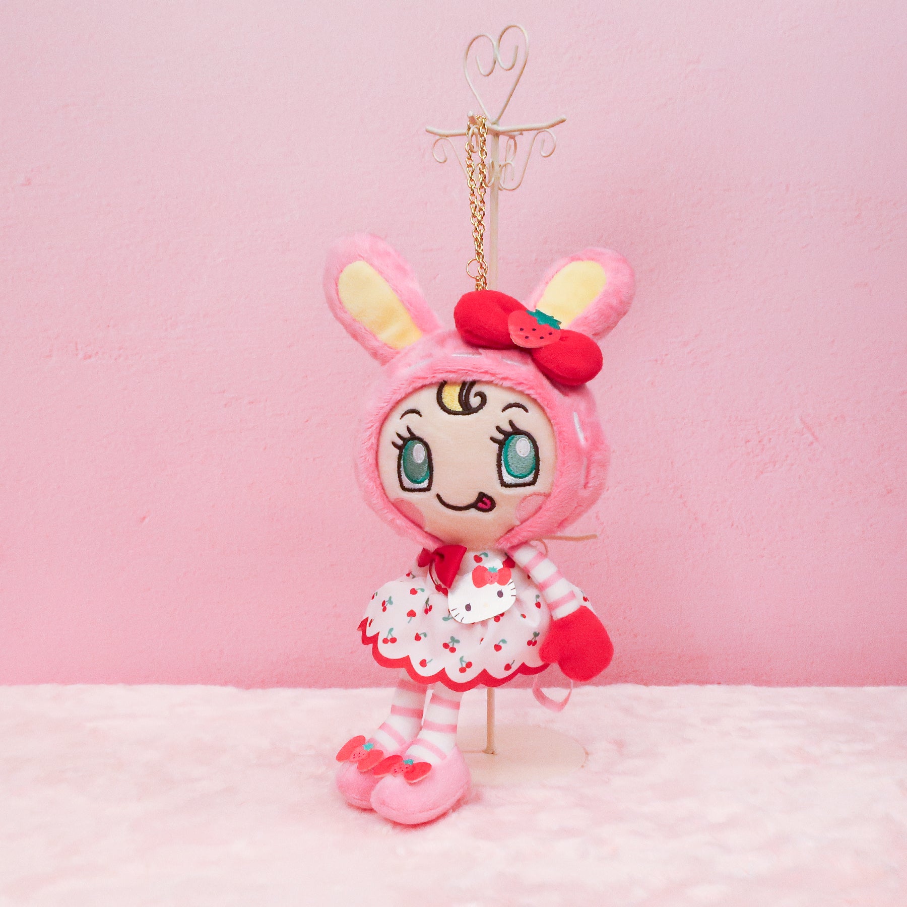 Mezzo Piano × Hello Kitty ぬいぐるみマスコット【全2種】 – nipopo