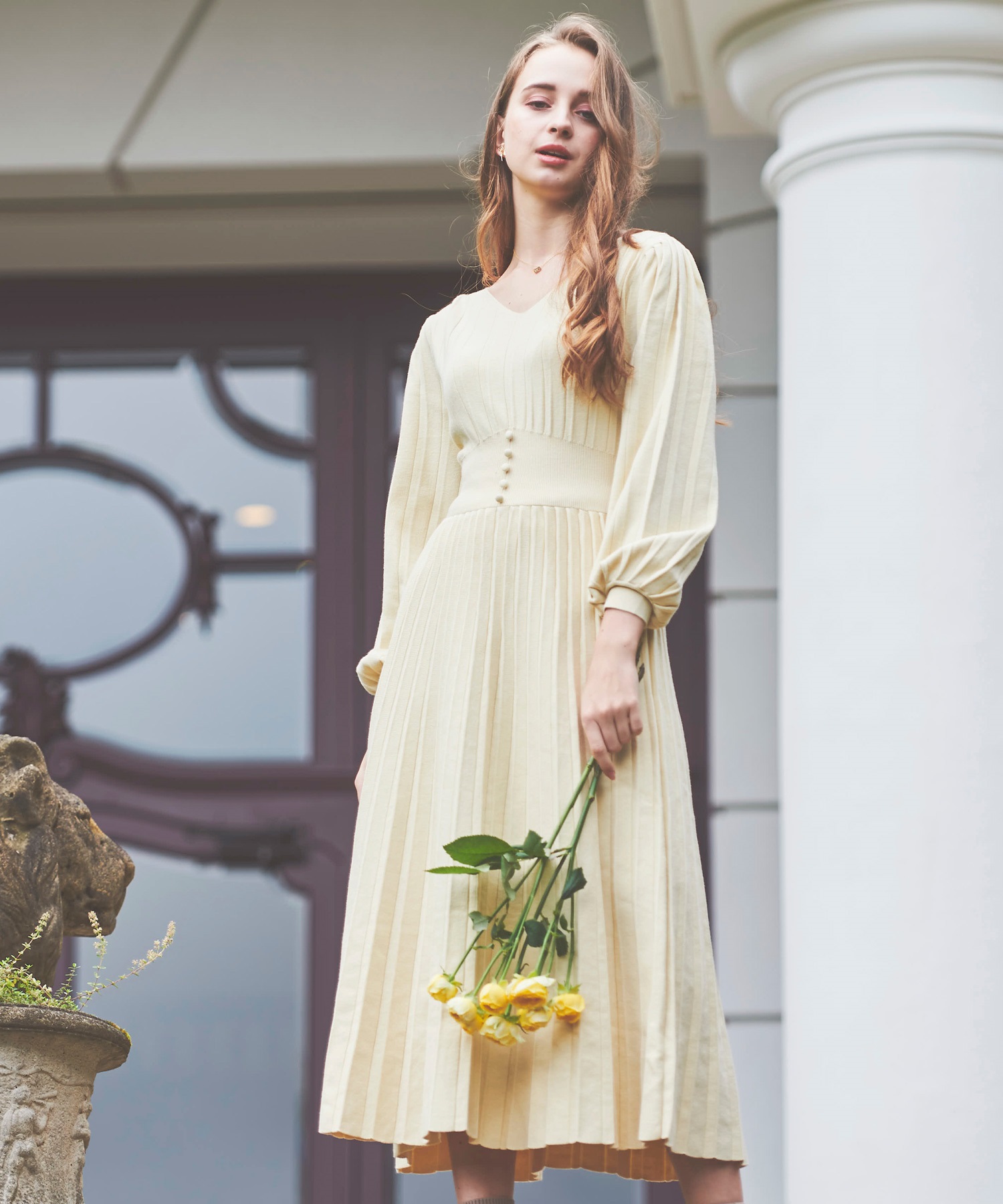 プリーツニットワンピース | ニットワンピース | NOELA OFFICIAL WEB STORE