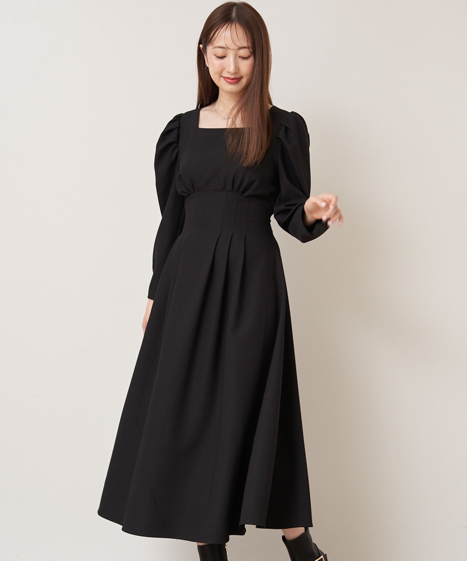 ウエストタックスクエアネックワンピ | ロングワンピース | NOELA