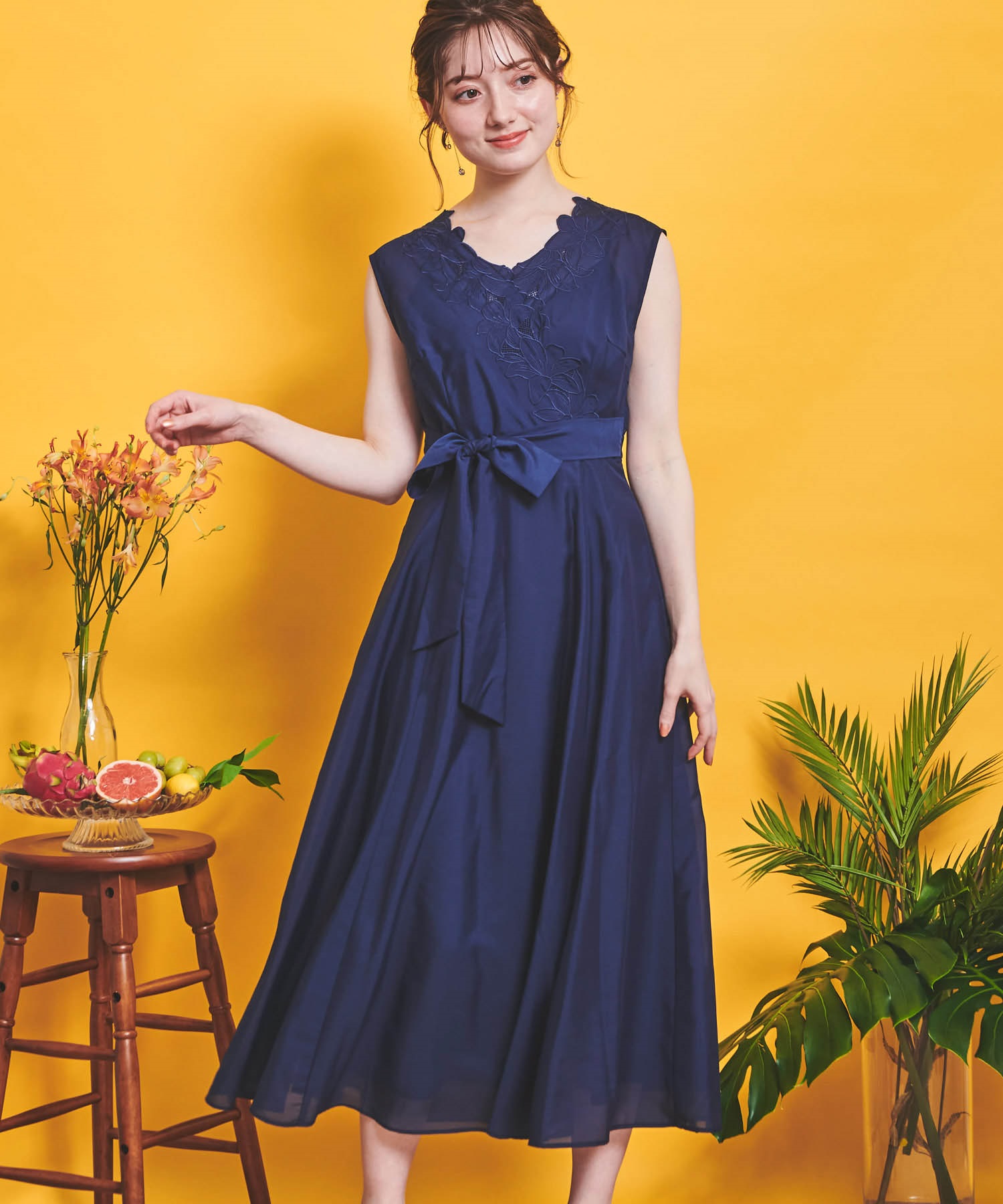 フラワー刺繍ワンピース | ロングワンピース | NOELA OFFICIAL WEB STORE