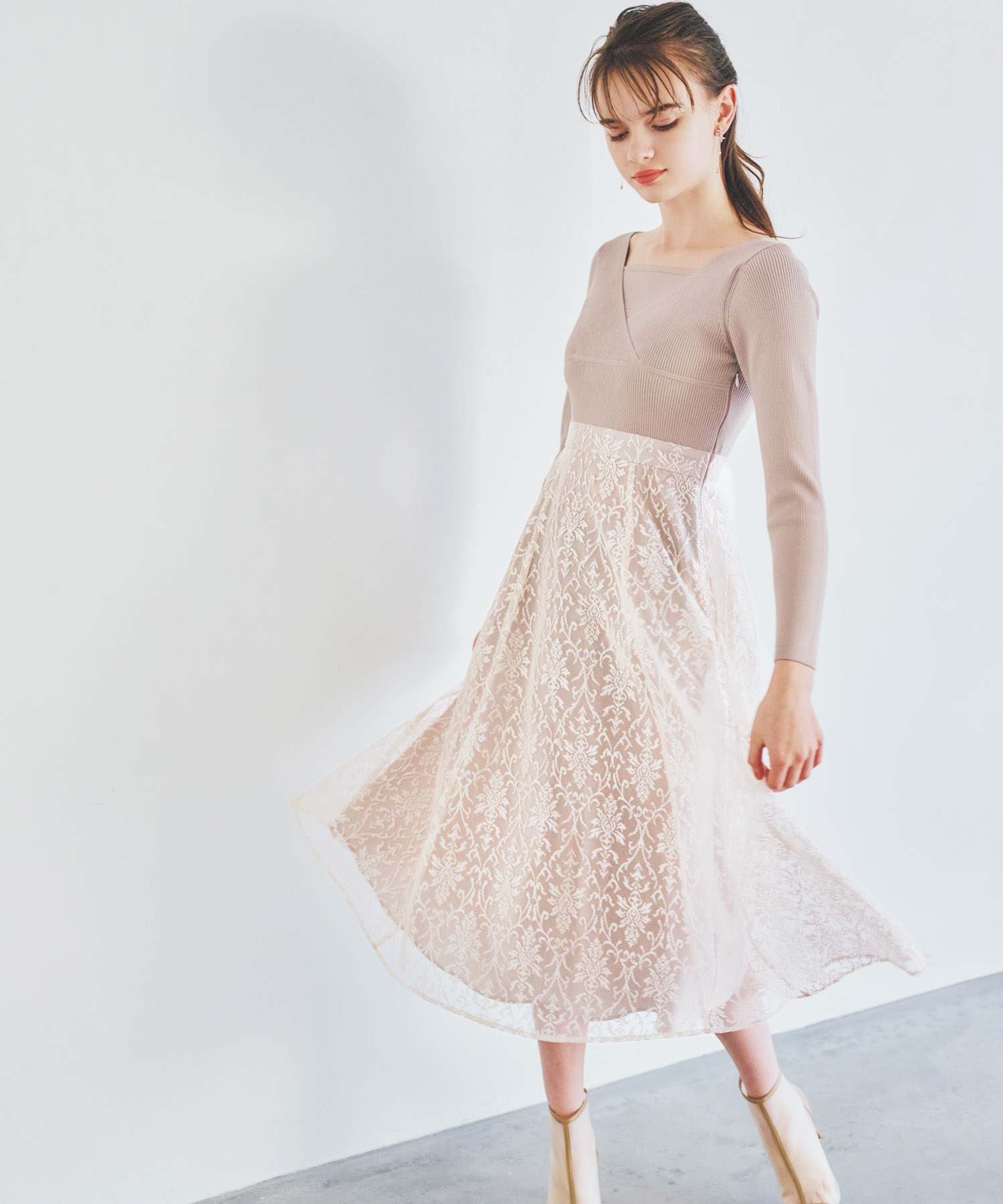 オーナメントレースドッキングワンピ | ロングワンピース | NOELA