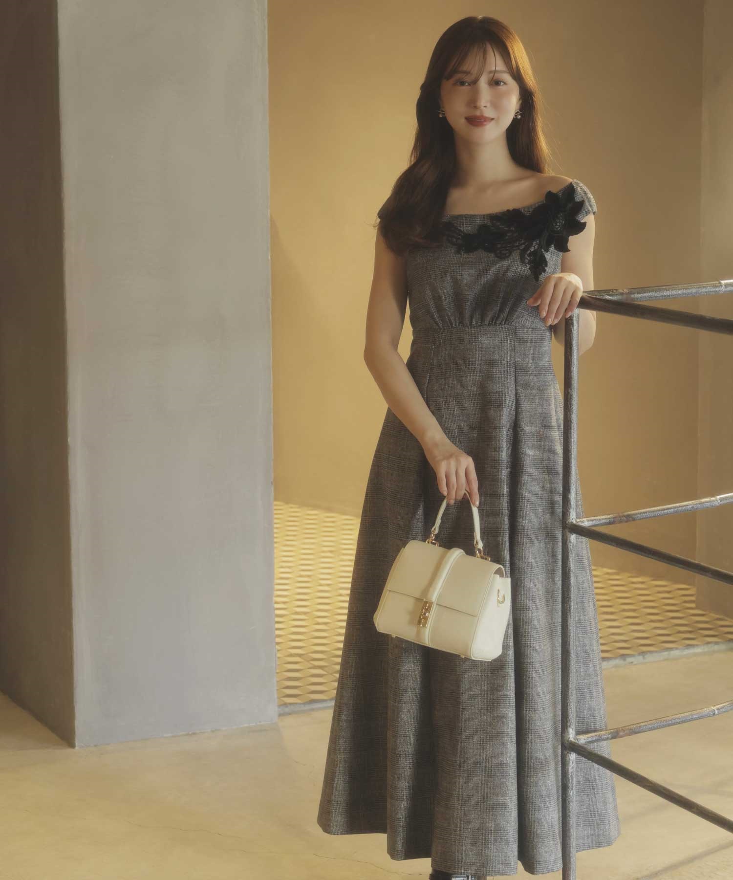 ベロアレースチェックワンピース | ロングワンピース | NOELA OFFICIAL