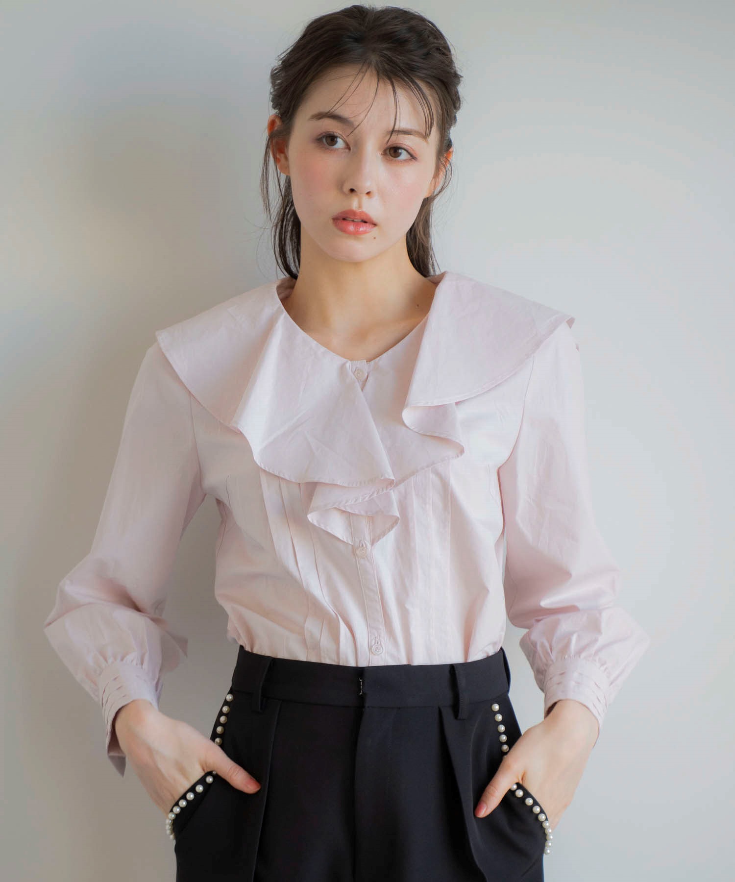 フリルタックブラウス | シャツ・ブラウス | NOELA OFFICIAL WEB STORE