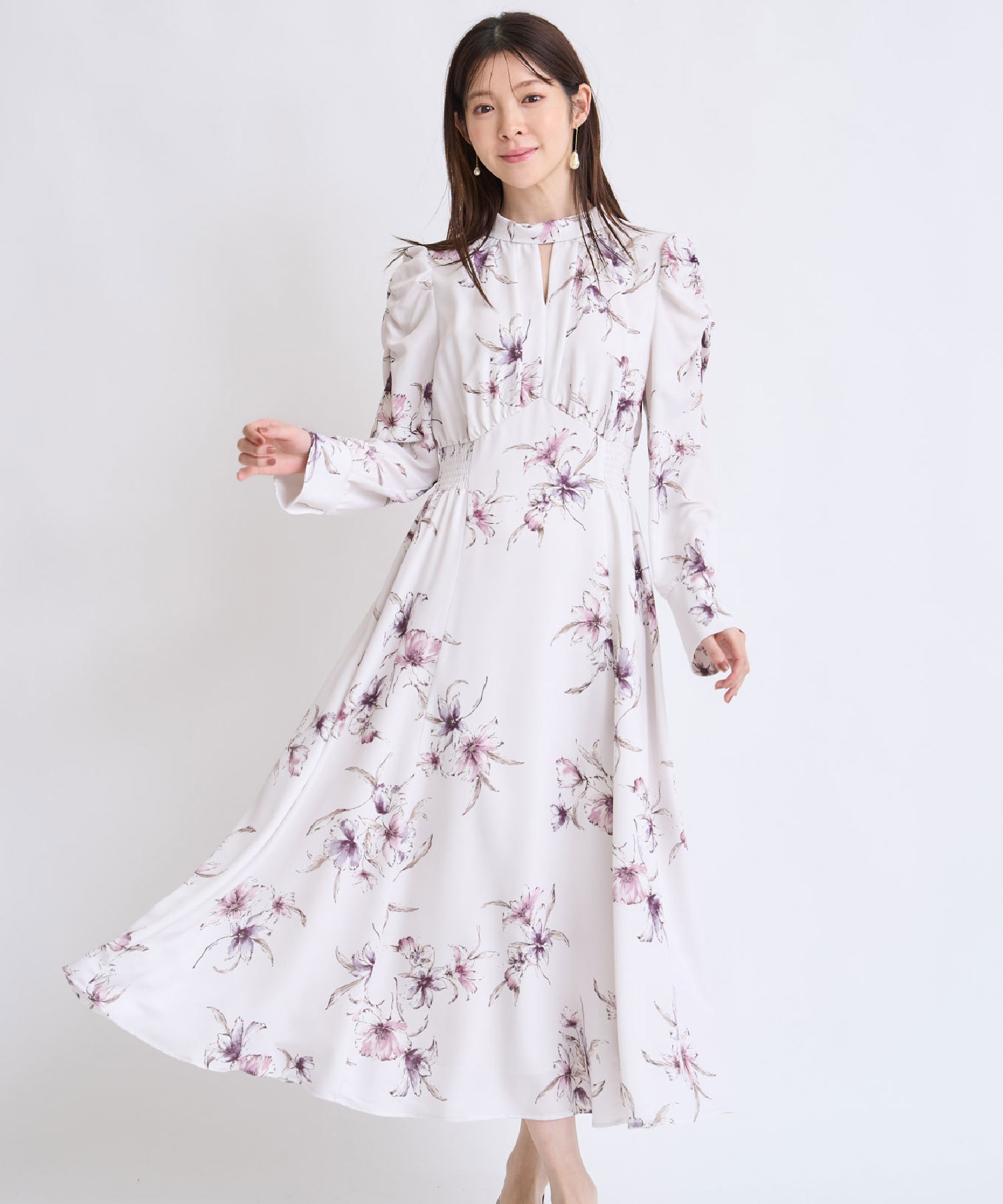 線描きフラワーワンピース | ロングワンピース | NOELA OFFICIAL WEB STORE