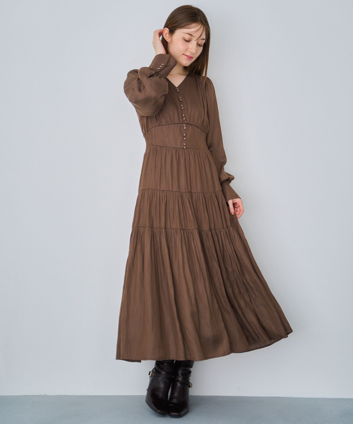 ティアードサテンワンピース | ロングワンピース | NOELA OFFICIAL WEB