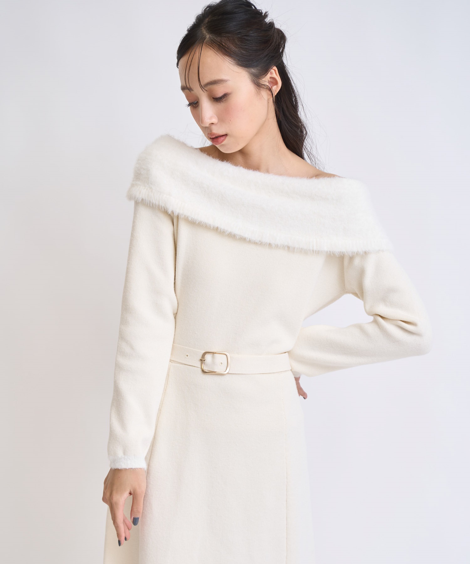 フェザートリム配色ドッキングワンピース | ニットワンピース | NOELA