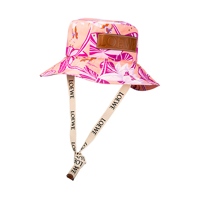 Loewe」の“Paula's Ibiza”コレクション | Numero TOKYO