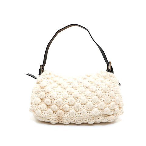 フェンディ FENDI マンマバケット ニット ハンドバッグ ホワイト