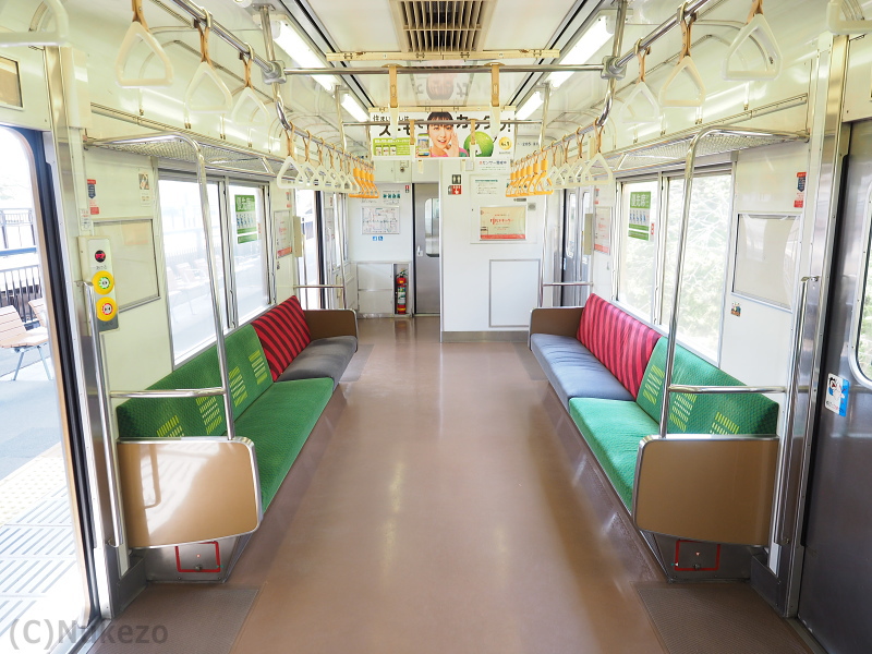 205系3100番台「仙石線」ロングシート車 車内の様子を紹介 座席