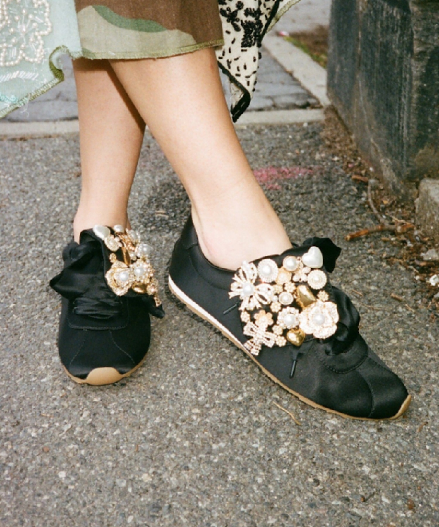 キラキラ ビジュースニーカー Jeffrey Campbell│Jeffrey Campbell