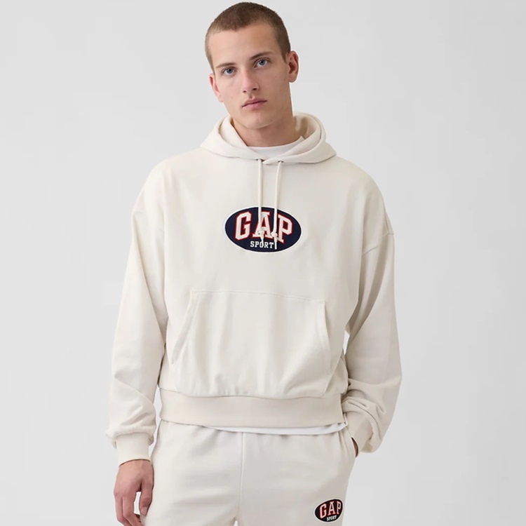 GAP｜ギャップのトピックス「友達も家族もリンクしよ。Gapの”自由に