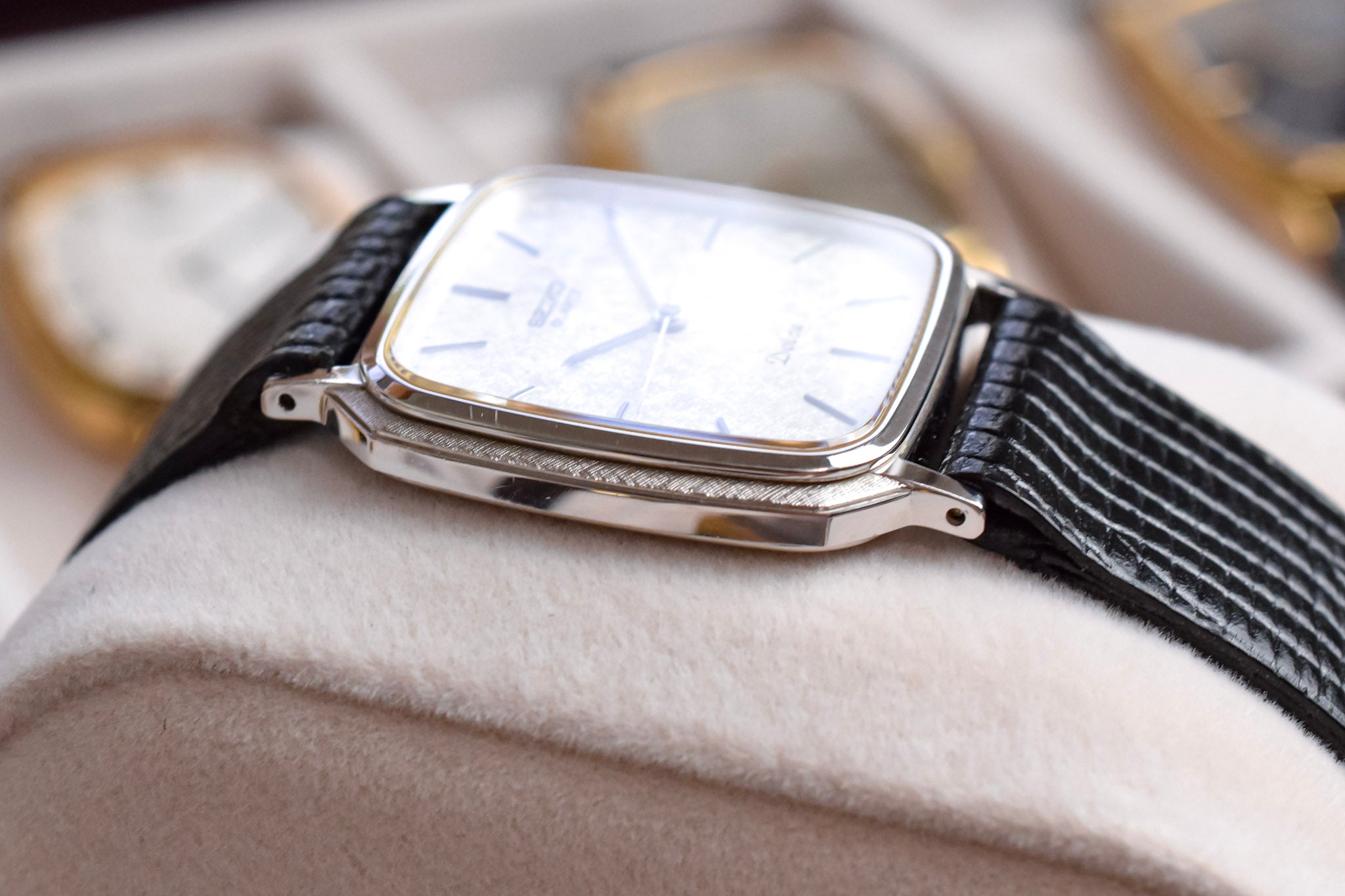 1989 Seiko Dolce Ornate Case Snowflake Octo – Oldtimer Watch Shop