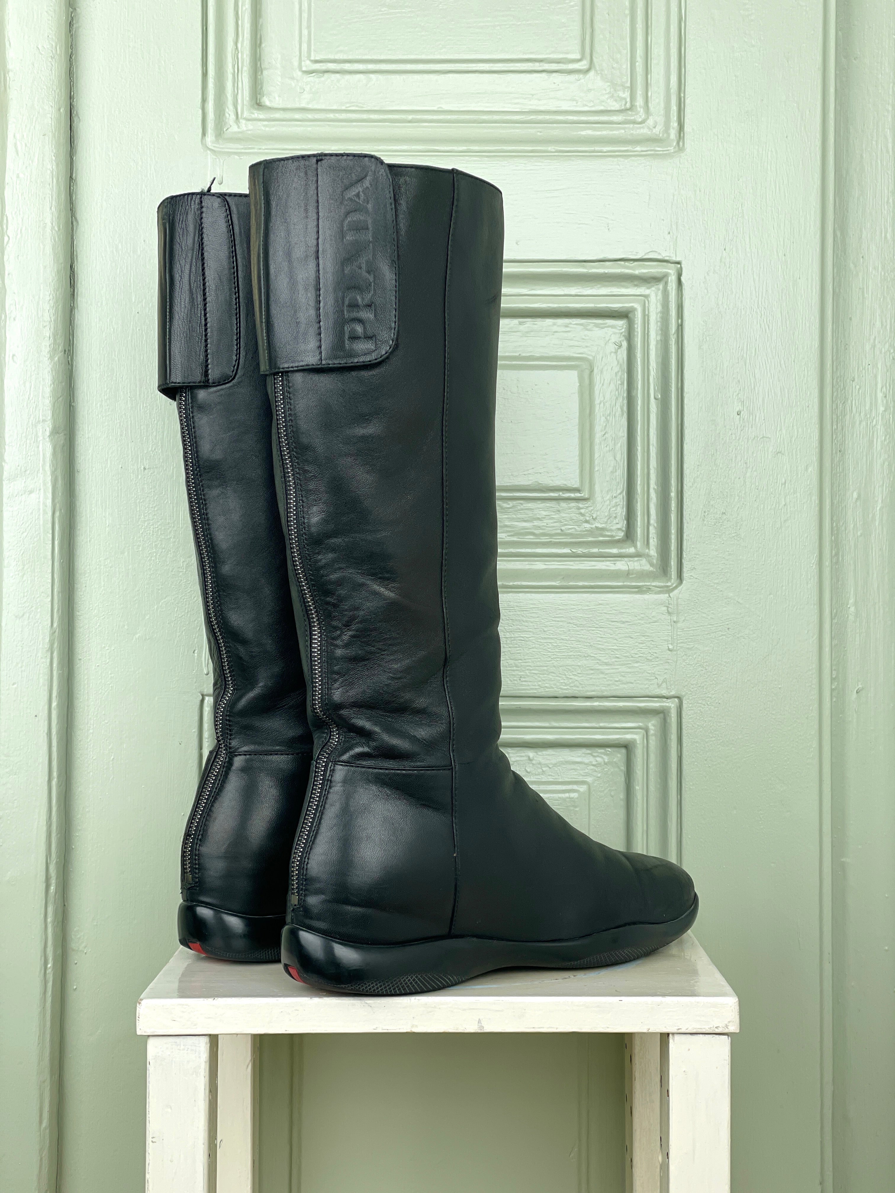 Prada AW99 Linea Rossa Sport Knee Boots – opening act.