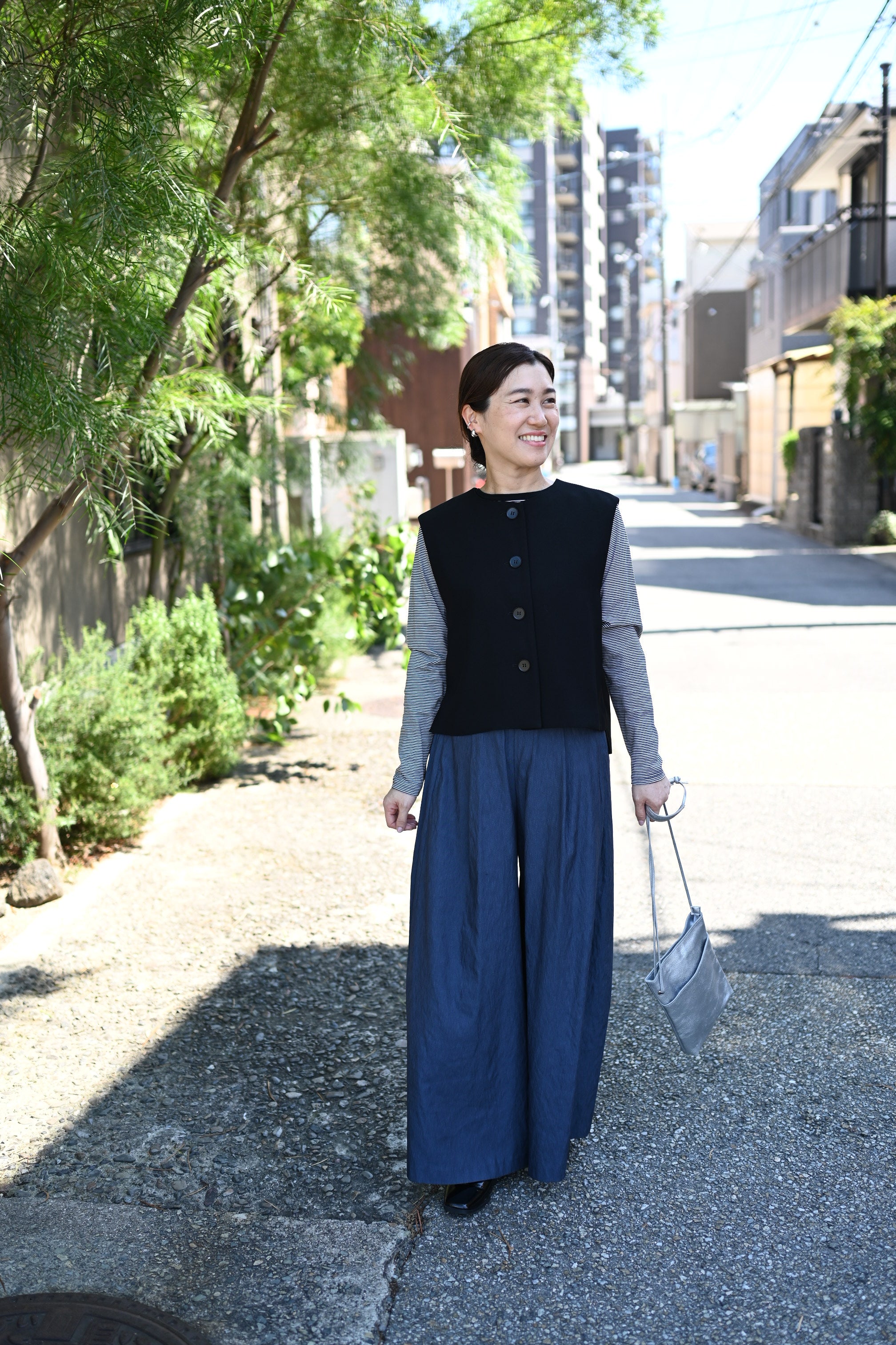 洗えるボタンベスト – OURHOME