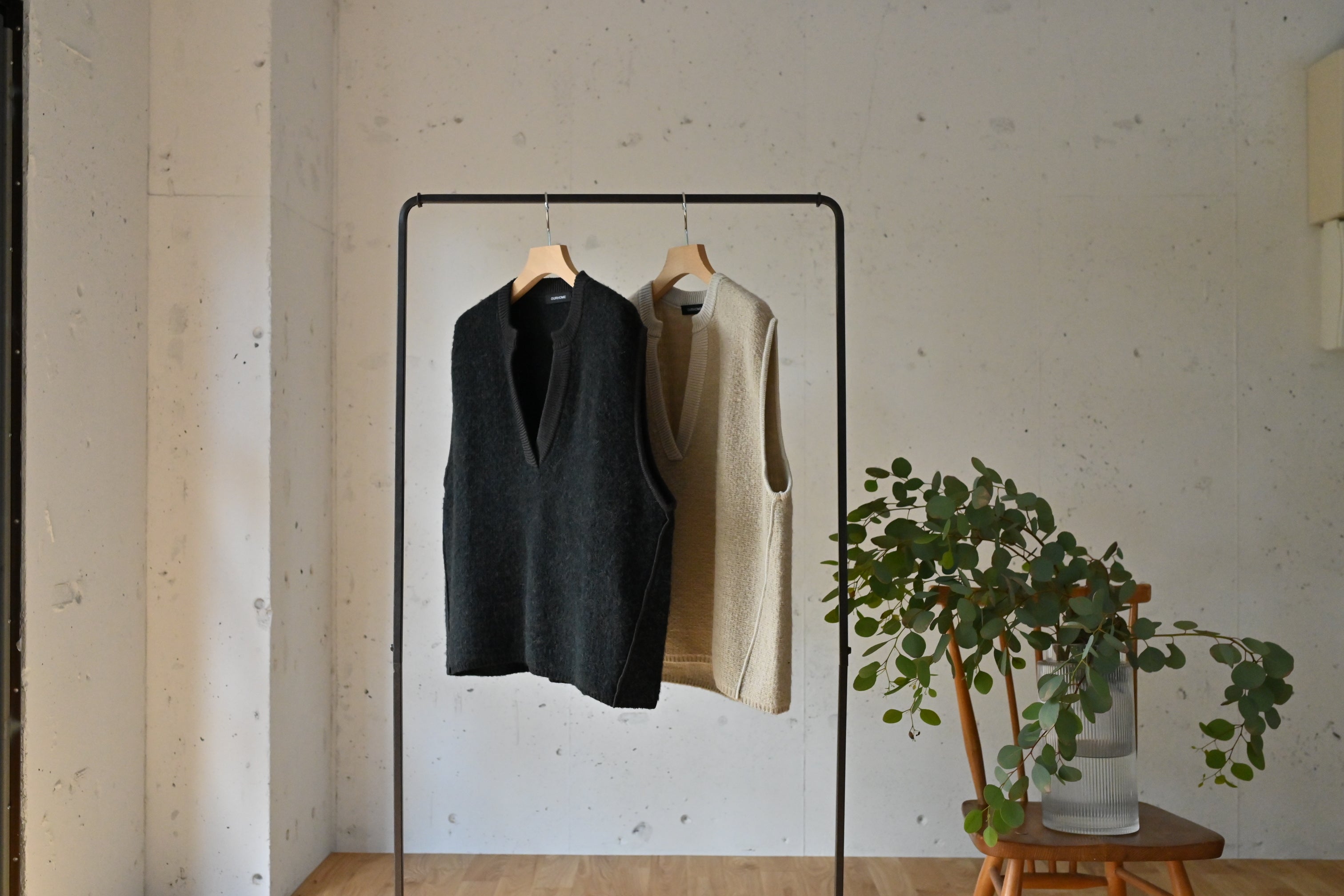 アルパカ混の洗えるニットベスト – OURHOME