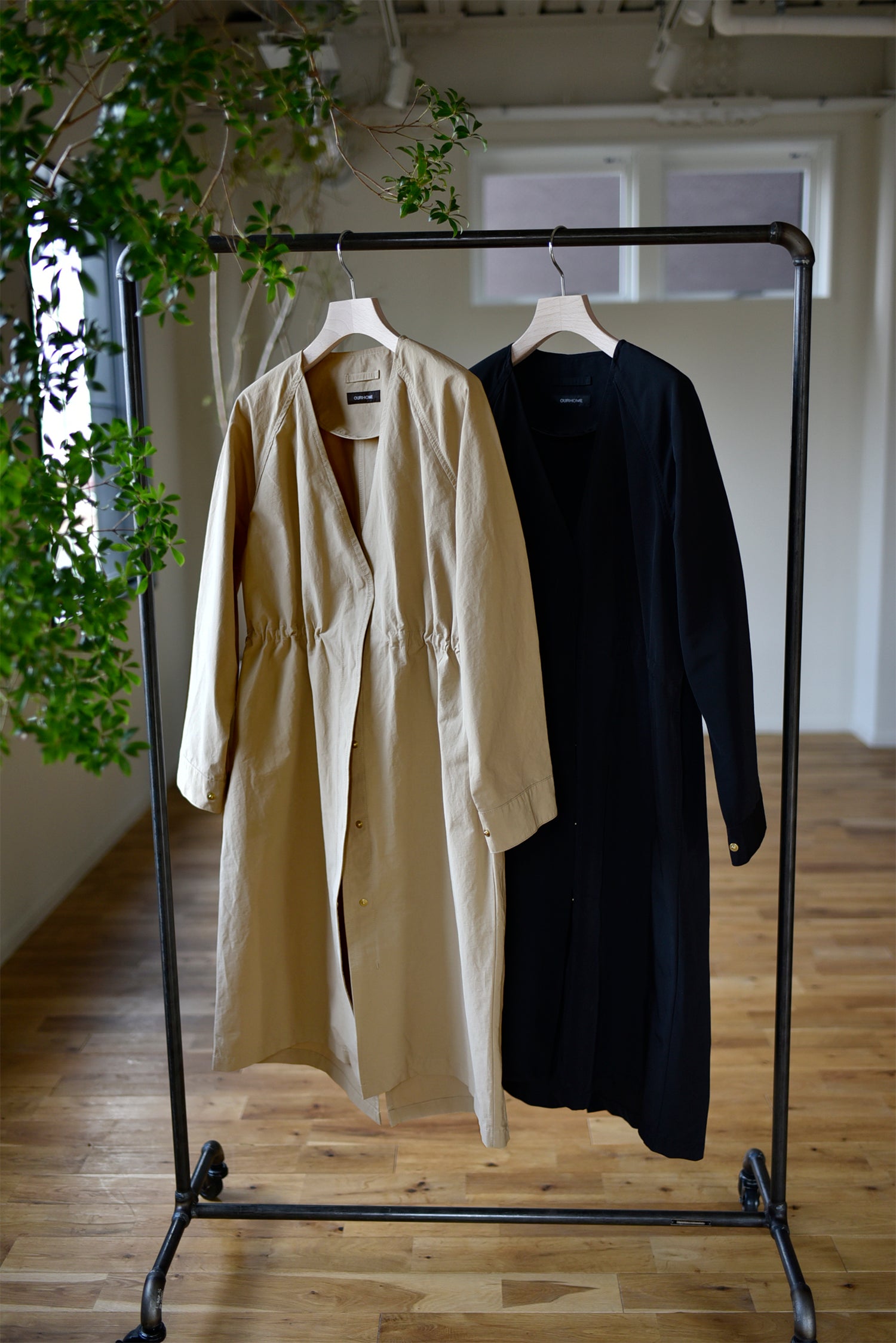 頼れるノーカラーコート – OURHOME