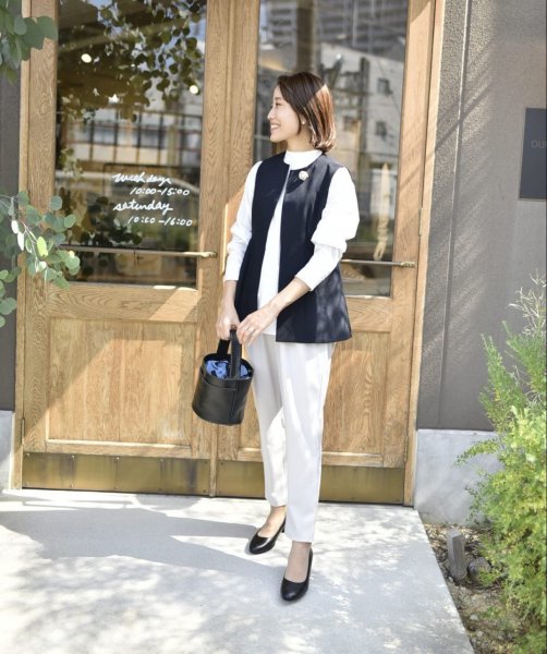 シルエットがきれいな2wayペプラムベスト – OURHOME