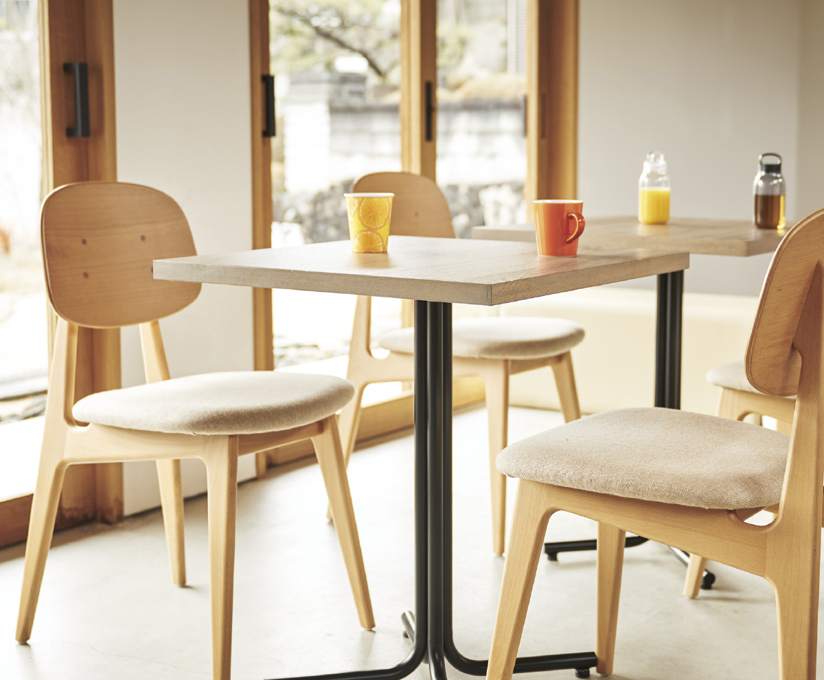 Plum[プラム] | QUON（クオン）業務用イス・テーブルメーカーのオーツー