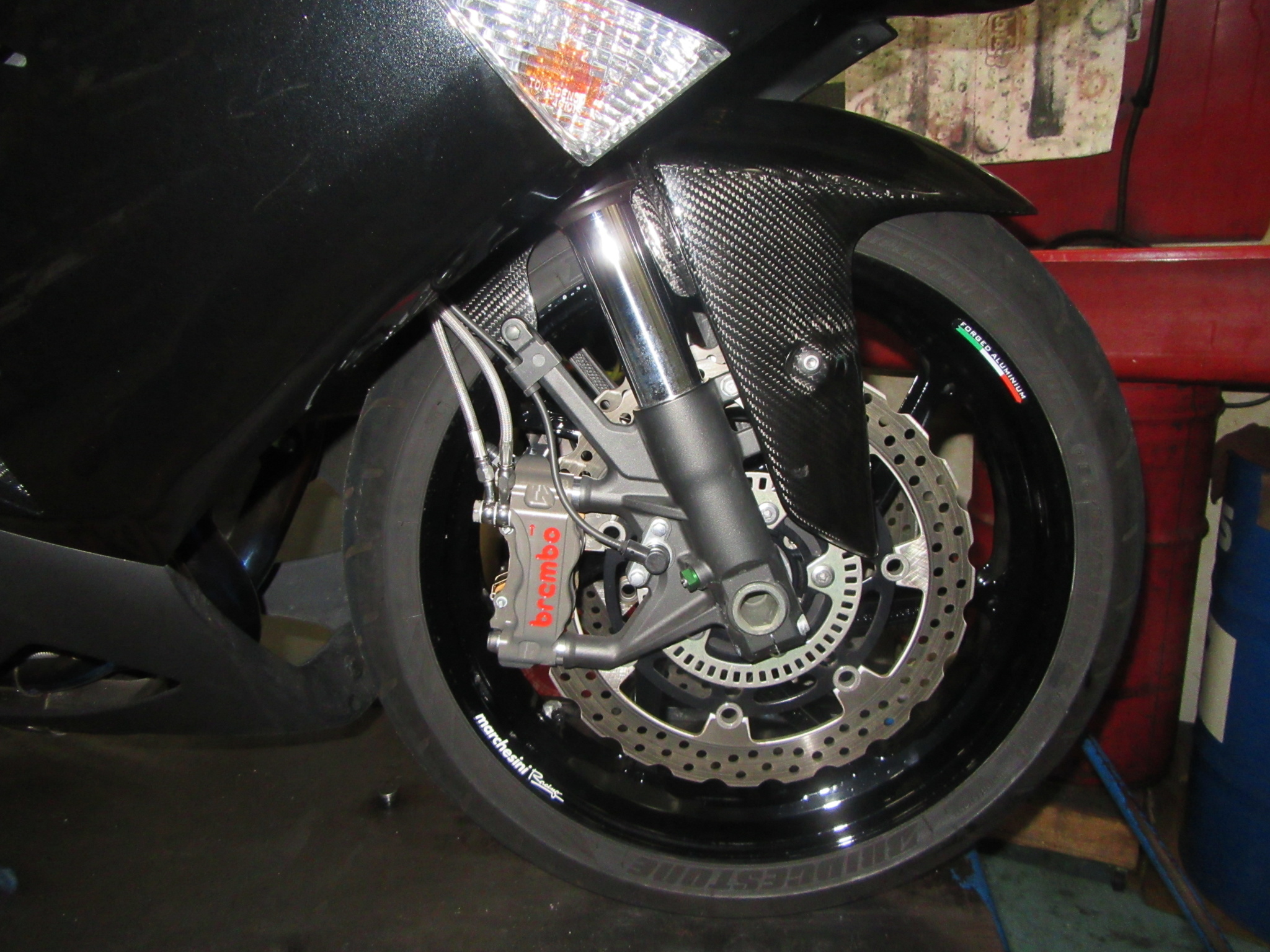 ブレンボ製キャリパー換装（ZX14R）