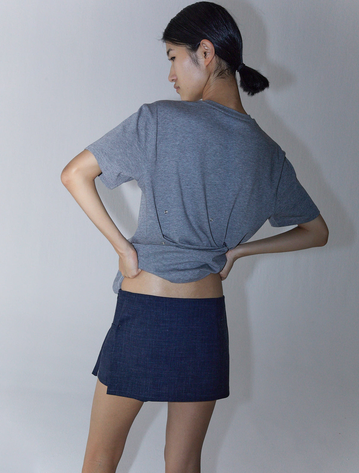 MINI ARCHIVE-Navy mid-rise shorts with overlapping fixed mini