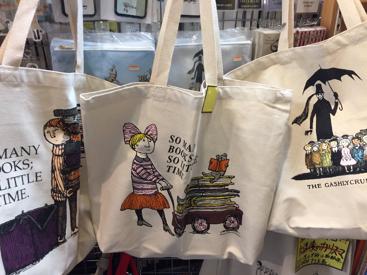 エドワード・ゴーリーの独特な絵柄でグッズ登場！🐈 iPhoneケースに