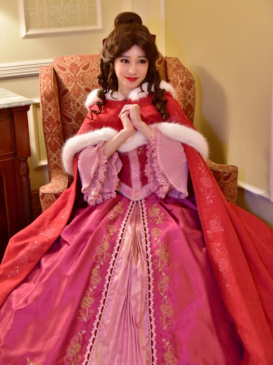 シーハニの愛の芽生えドレス💞🌹 色味、生地感、フォルム、ディテール