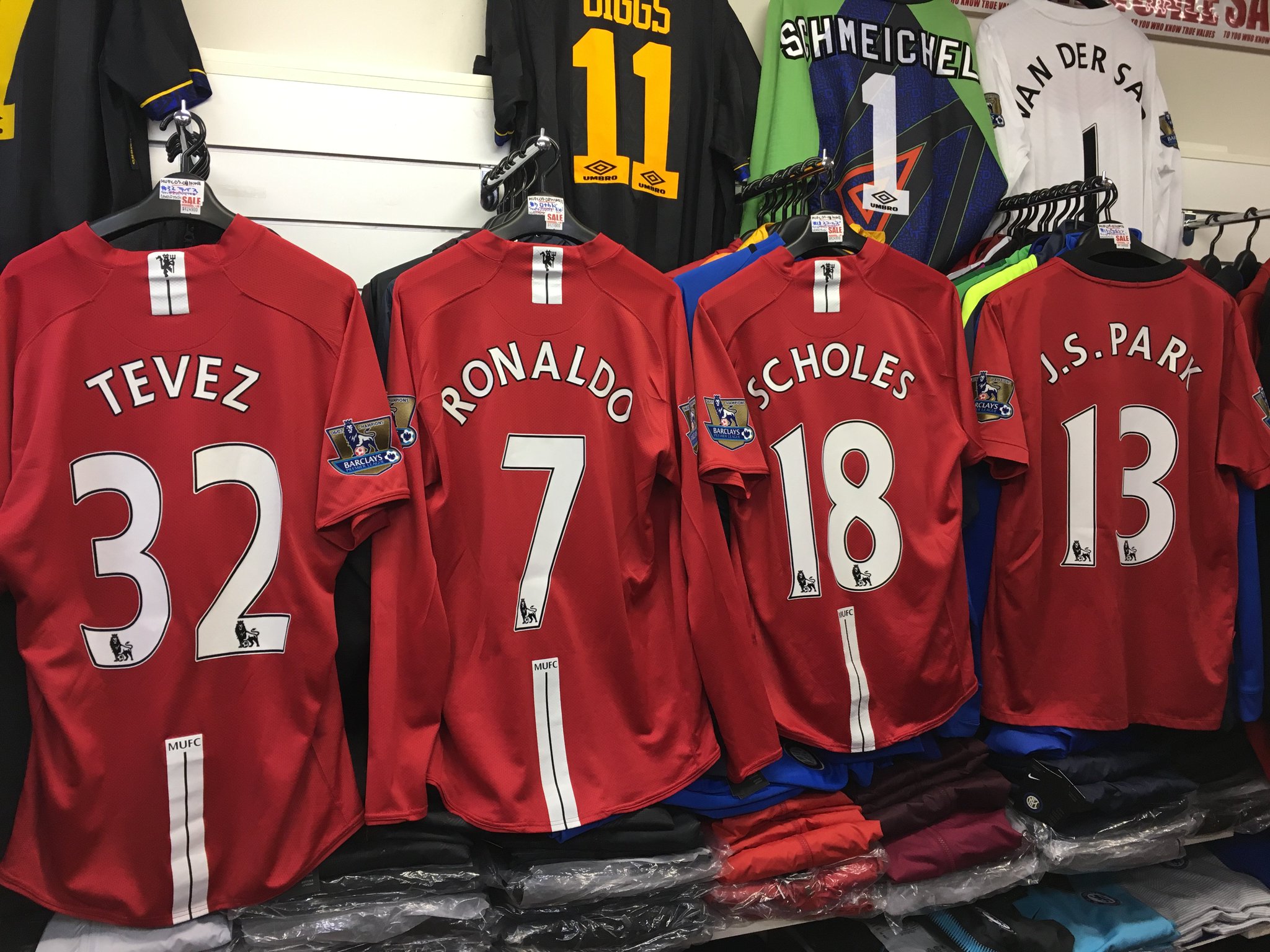 週末セール✧*。 マンチェスターユナイテッド パクチソン 直筆サイン