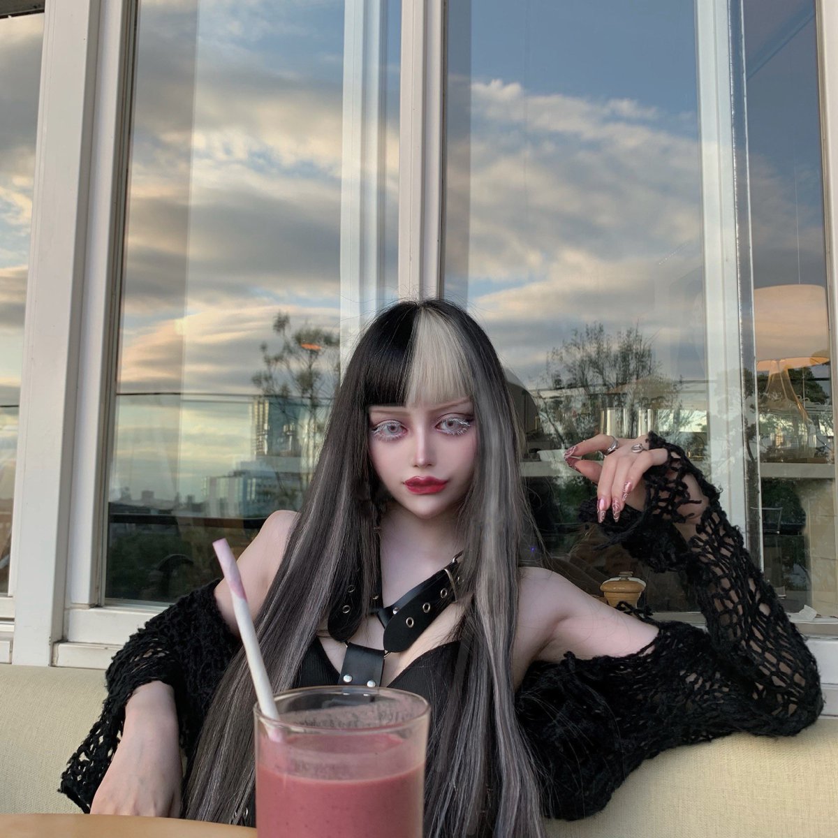 ちーちゃん(@xchix328 )を #クルエラカラー にしました！！ 前髪は私の